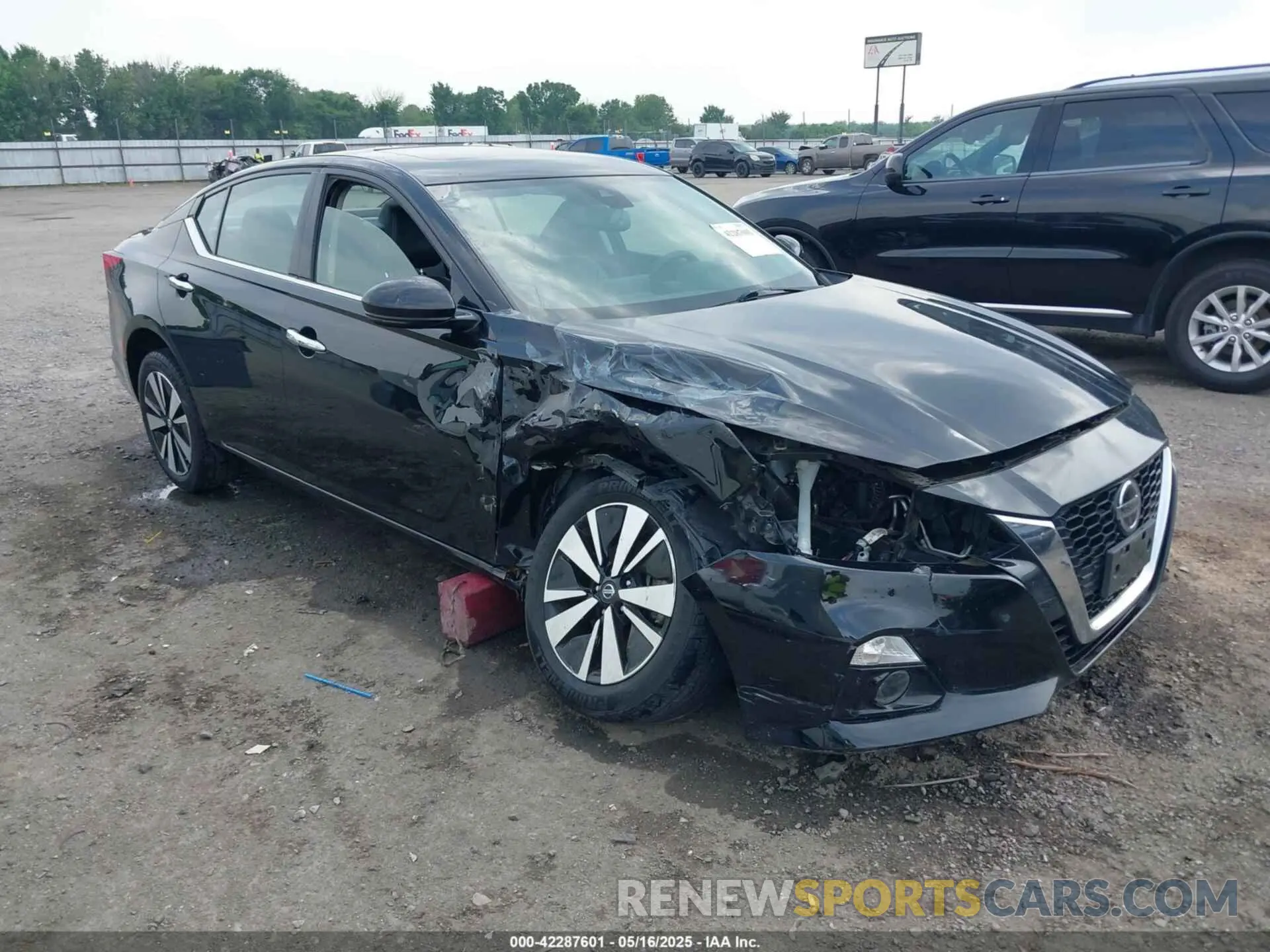 1 Фотография поврежденного автомобиля 1N4BL4EV1KC113619 NISSAN ALTIMA 2019