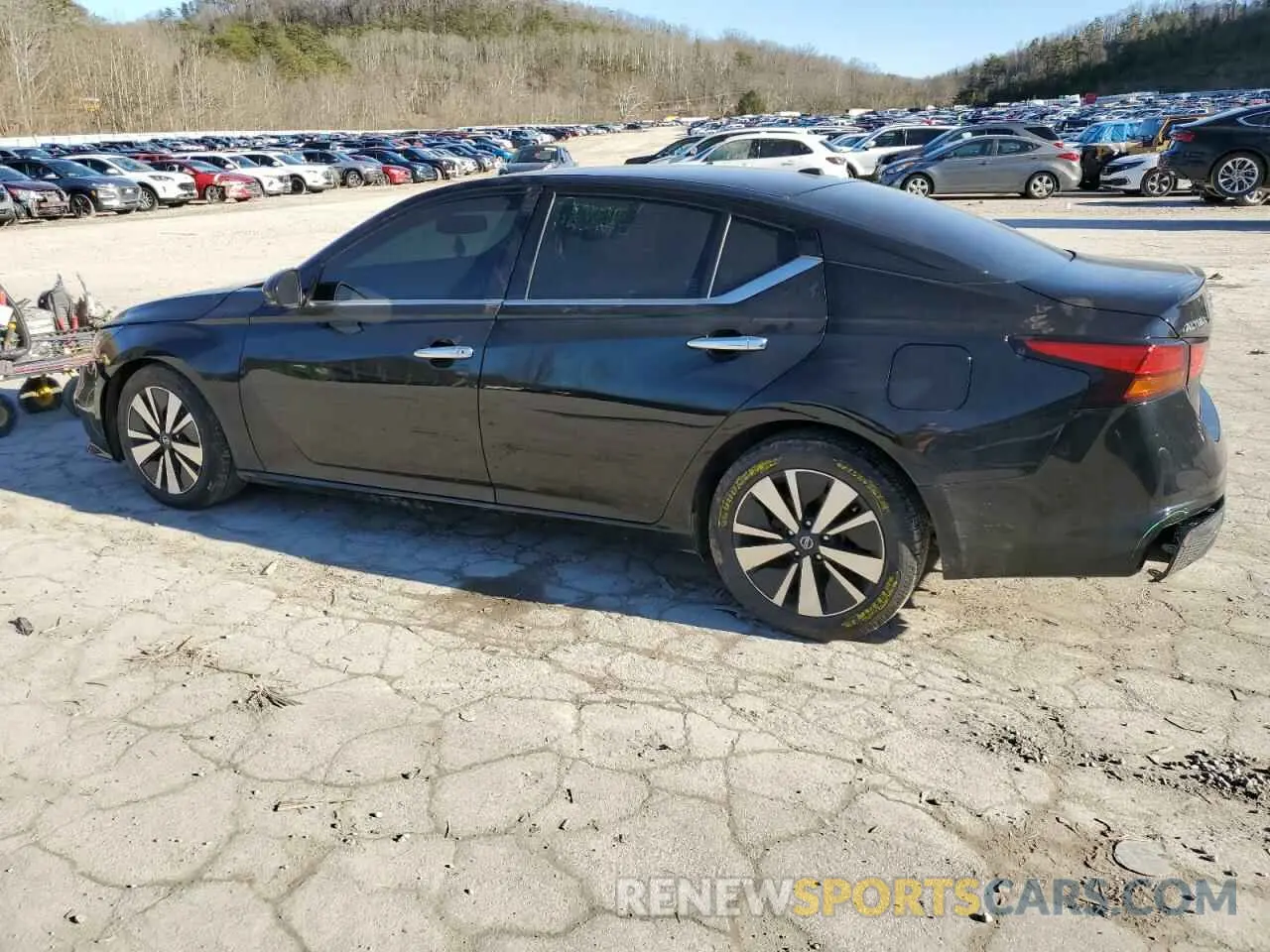 2 Photograph of a damaged car 1N4BL4EV1KC228446 NISSAN ALTIMA 2019