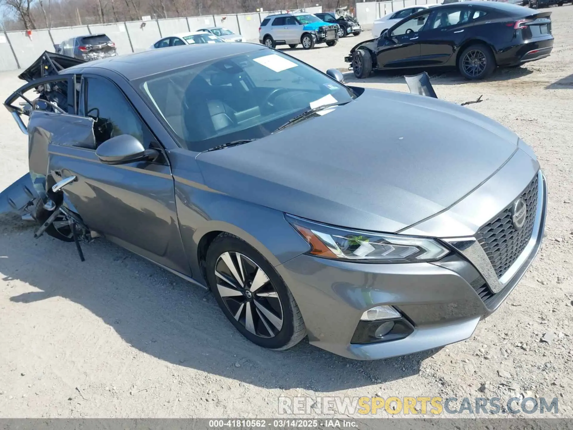 1 Фотография поврежденного автомобиля 1N4BL4EV1KC229547 NISSAN ALTIMA 2019