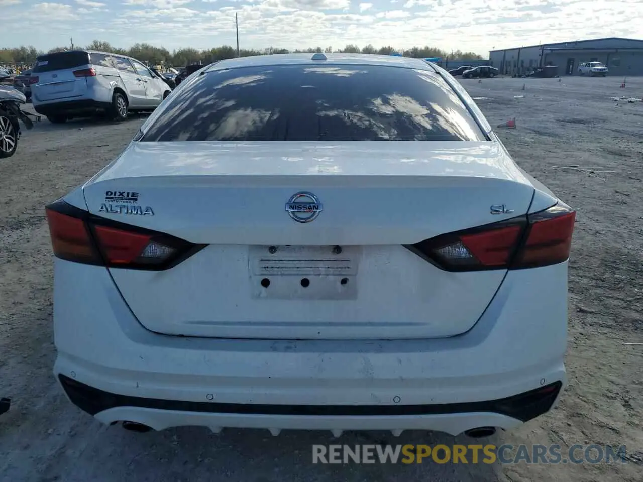 6 Photograph of a damaged car 1N4BL4EV2KC131658 NISSAN ALTIMA 2019