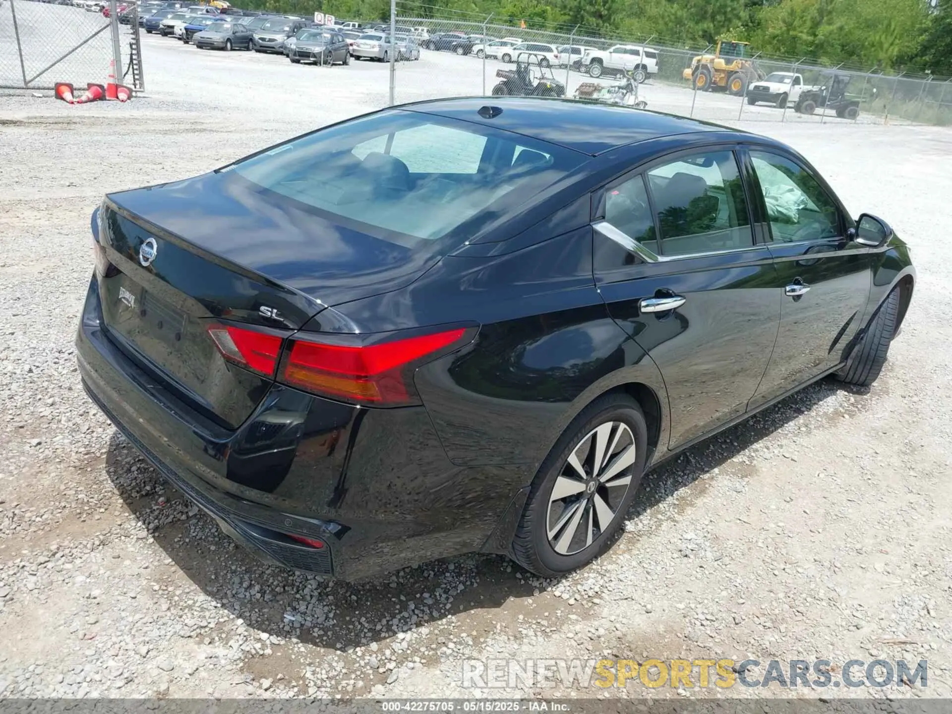 4 Фотография поврежденного автомобиля 1N4BL4EV3KC104419 NISSAN ALTIMA 2019