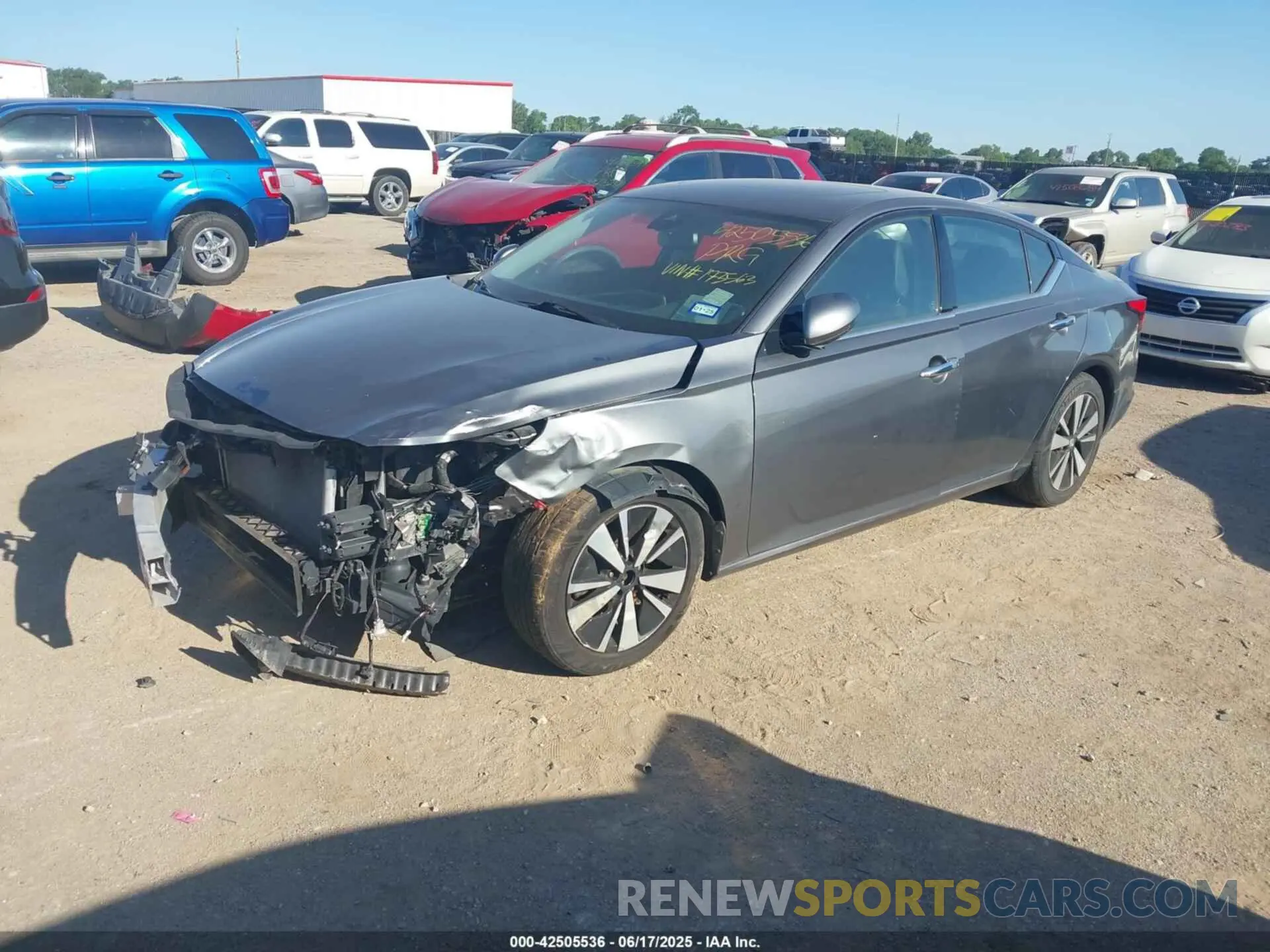 2 Photograph of a damaged car 1N4BL4EV3KC173563 NISSAN ALTIMA 2019
