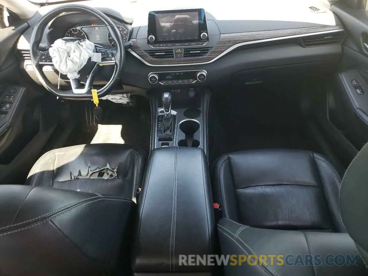 8 Photograph of a damaged car 1N4BL4EV4KC124064 NISSAN ALTIMA 2019