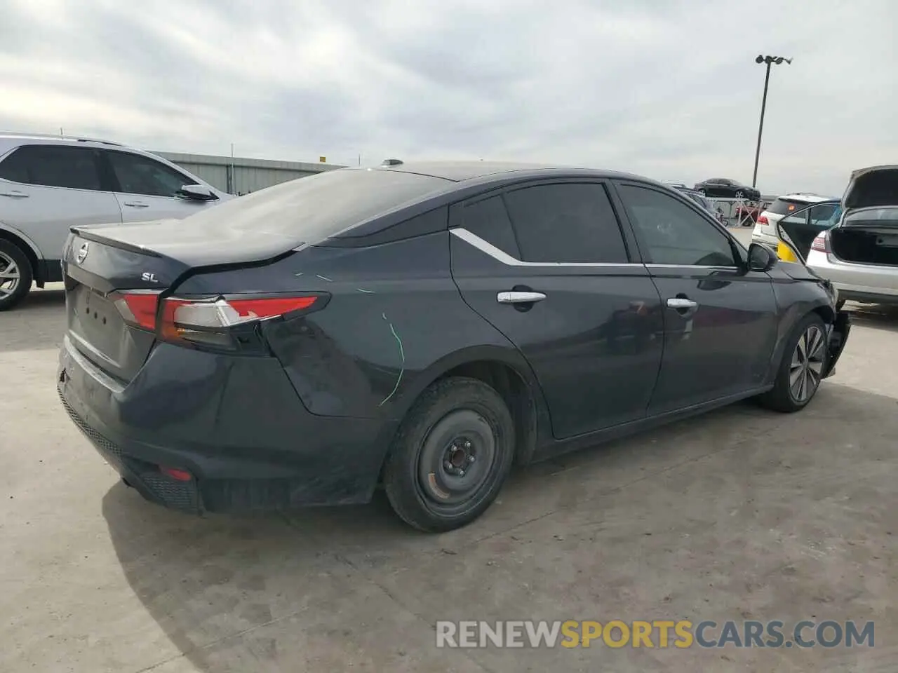 3 Photograph of a damaged car 1N4BL4EV4KC189030 NISSAN ALTIMA 2019