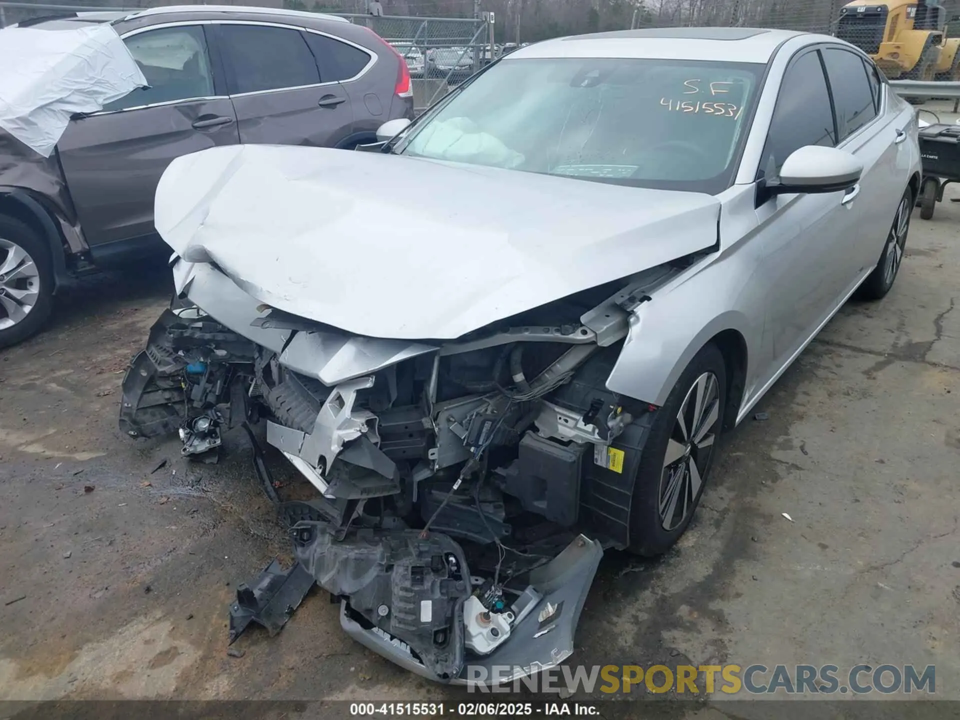 6 Photograph of a damaged car 1N4BL4EV5KC156392 NISSAN ALTIMA 2019