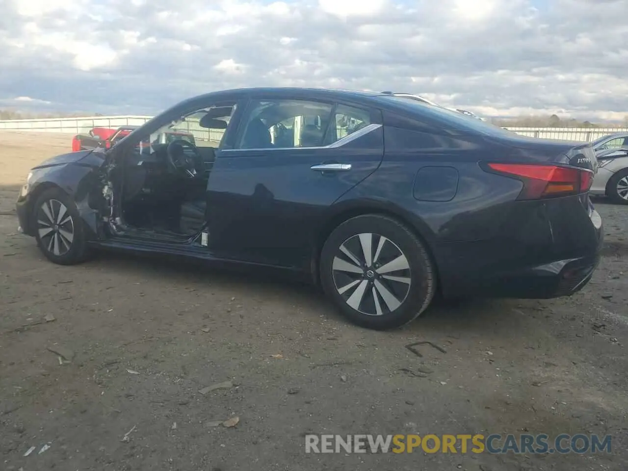 2 Фотография поврежденного автомобиля 1N4BL4EV5KC222455 NISSAN ALTIMA 2019