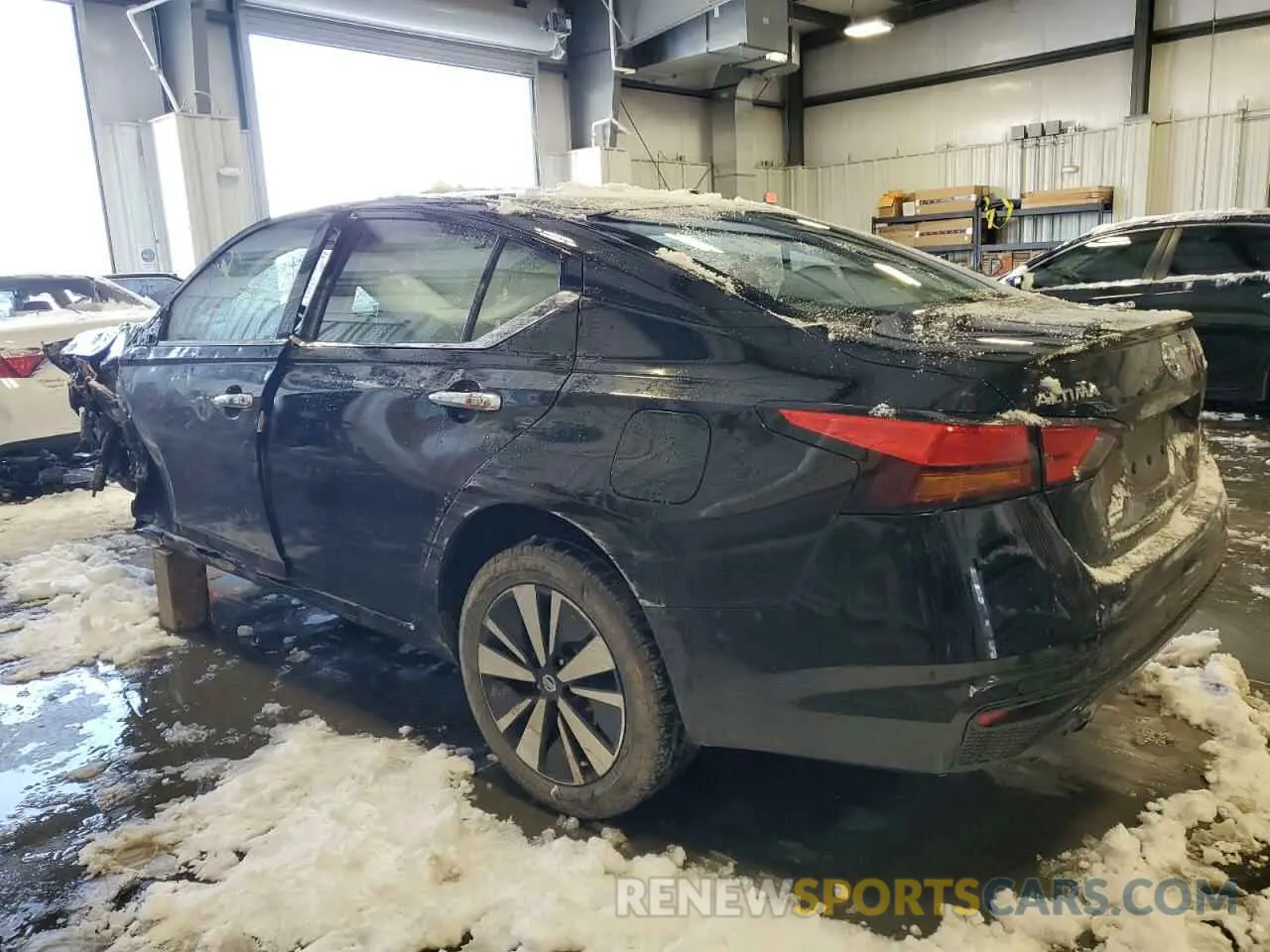 2 Photograph of a damaged car 1N4BL4EV6KC258252 NISSAN ALTIMA 2019
