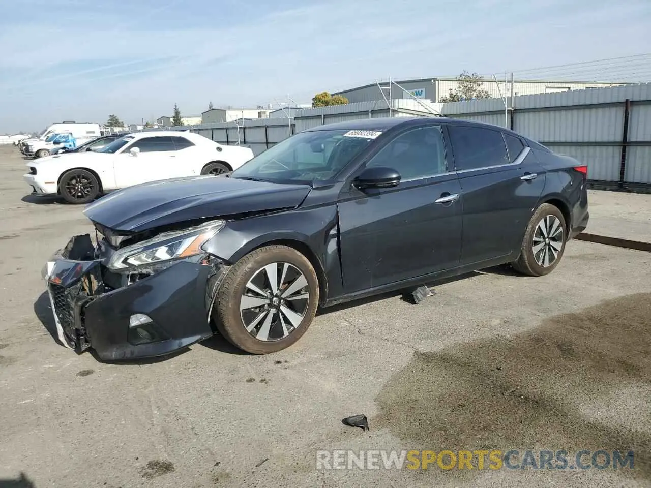 1 Photograph of a damaged car 1N4BL4EV7KC130571 NISSAN ALTIMA 2019