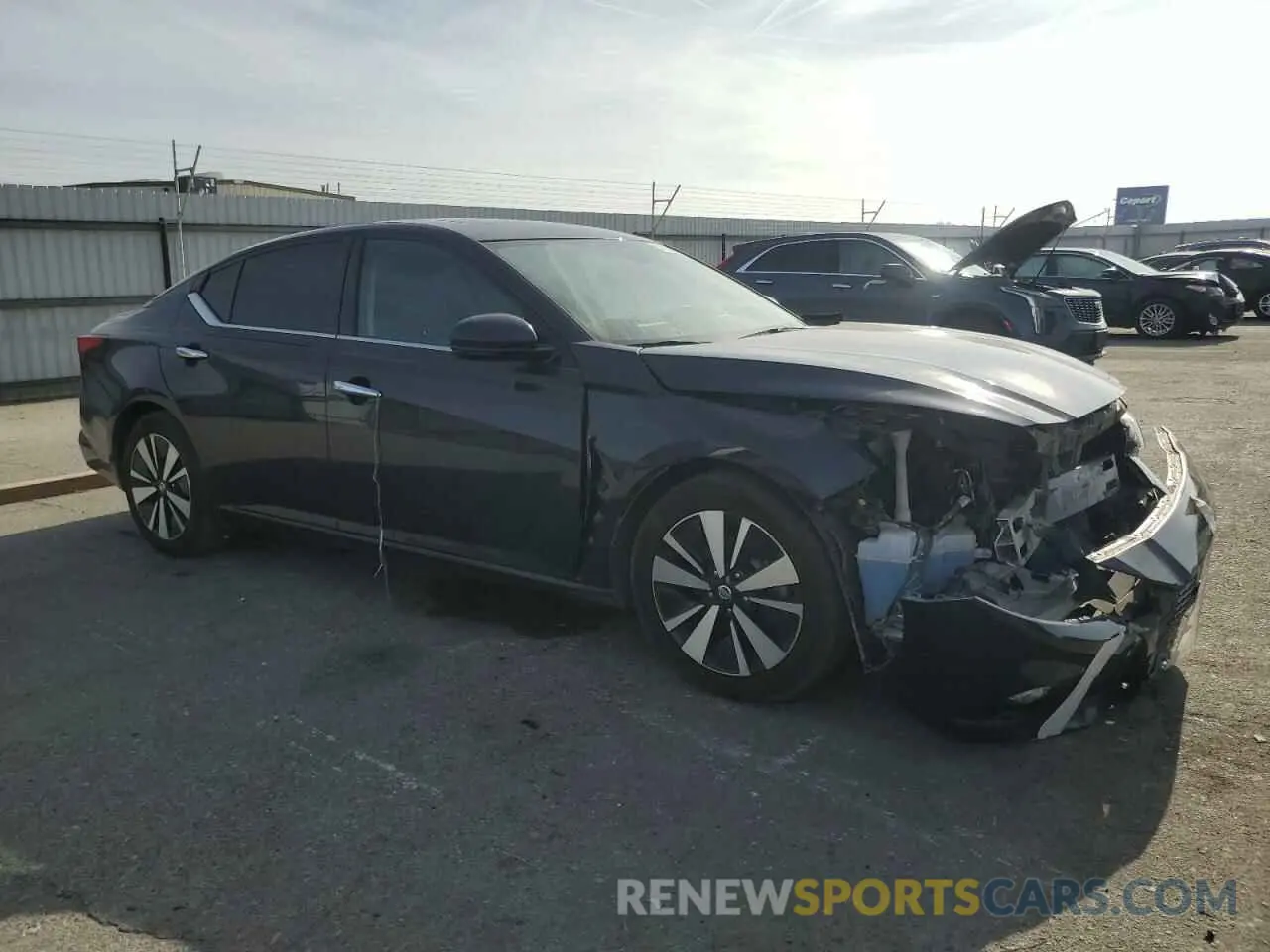 4 Photograph of a damaged car 1N4BL4EV7KC130571 NISSAN ALTIMA 2019