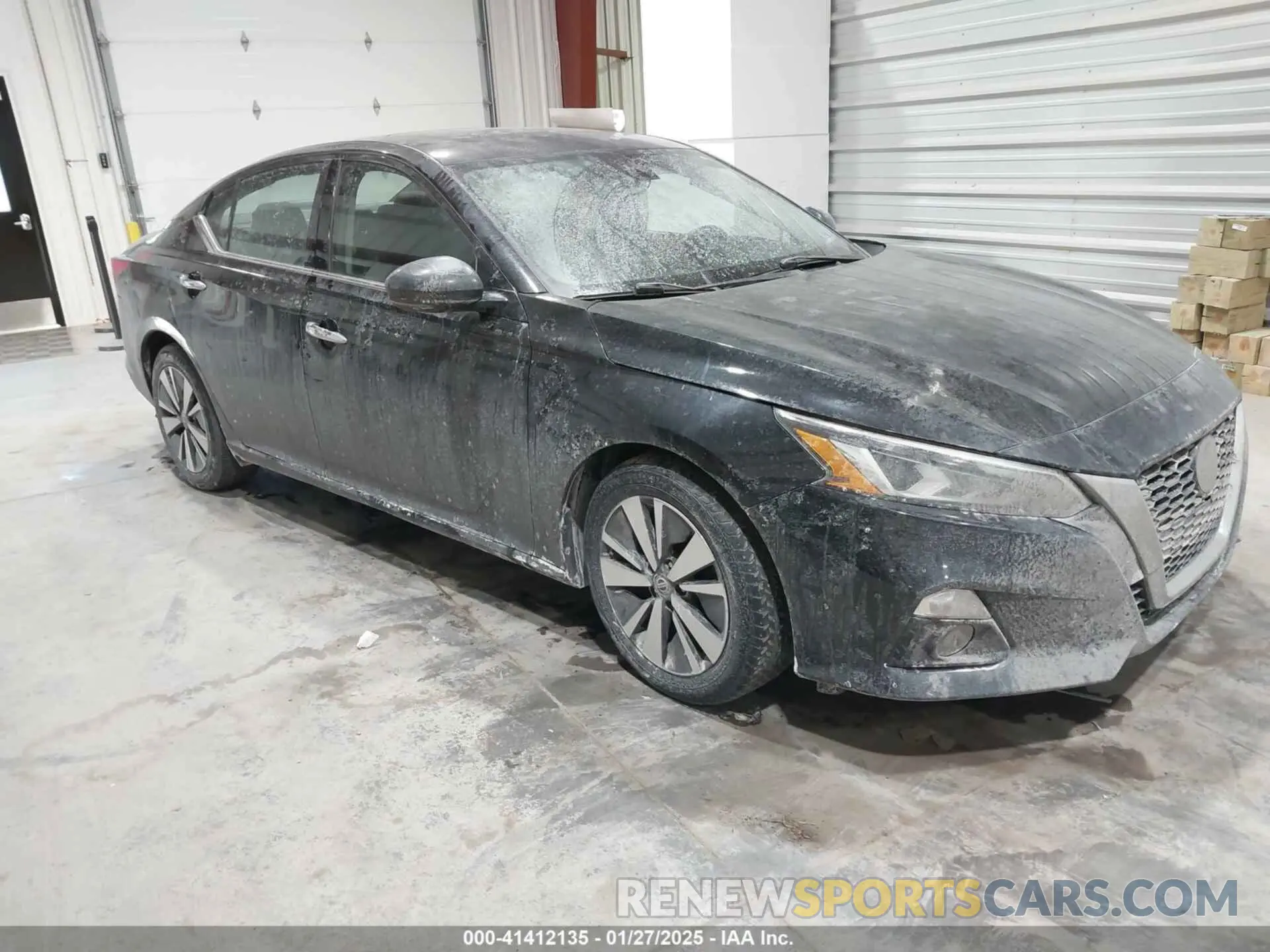1 Photograph of a damaged car 1N4BL4EV7KC160184 NISSAN ALTIMA 2019