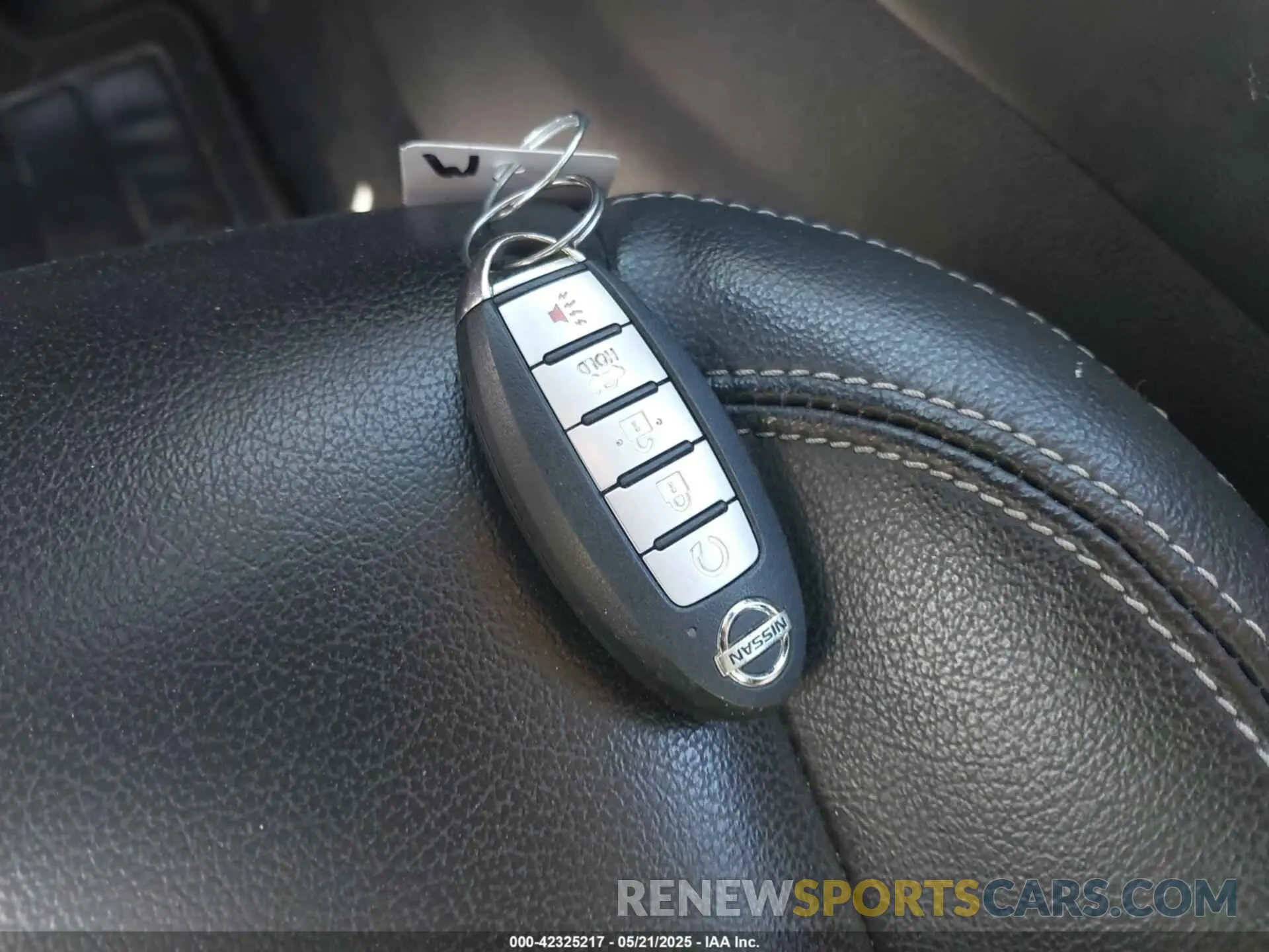 11 Photograph of a damaged car 1N4BL4EV7KC229536 NISSAN ALTIMA 2019