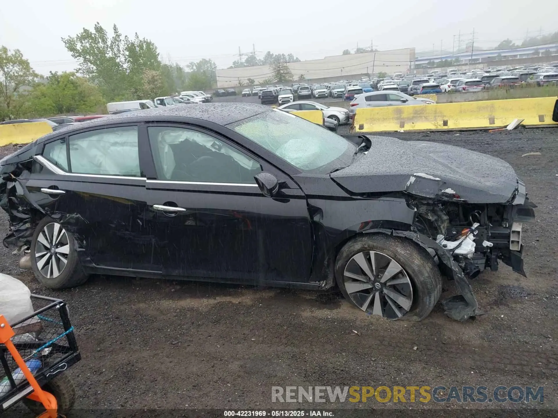 12 Photograph of a damaged car 1N4BL4EV8KC220957 NISSAN ALTIMA 2019