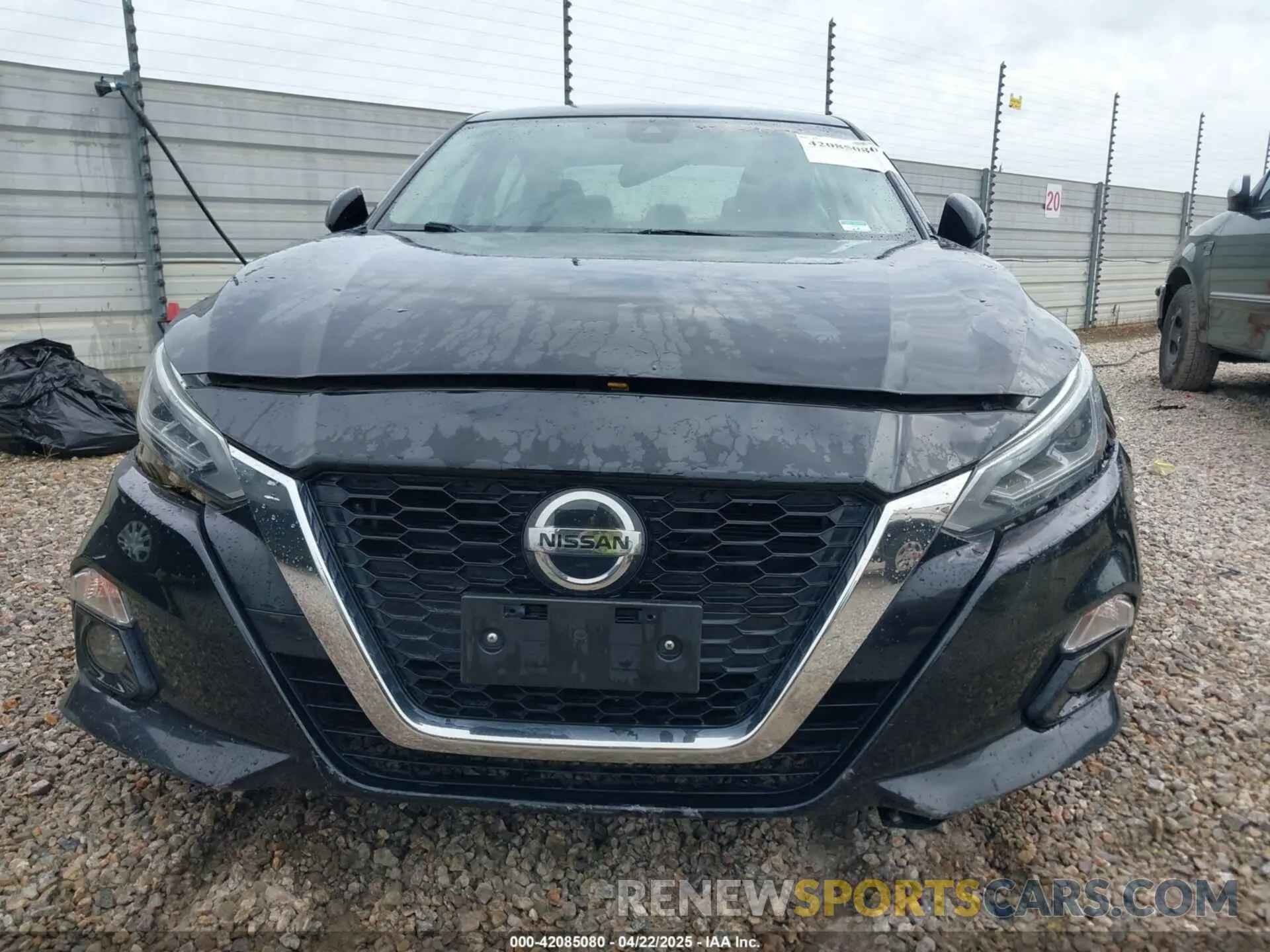 11 Photograph of a damaged car 1N4BL4EV9KC171803 NISSAN ALTIMA 2019