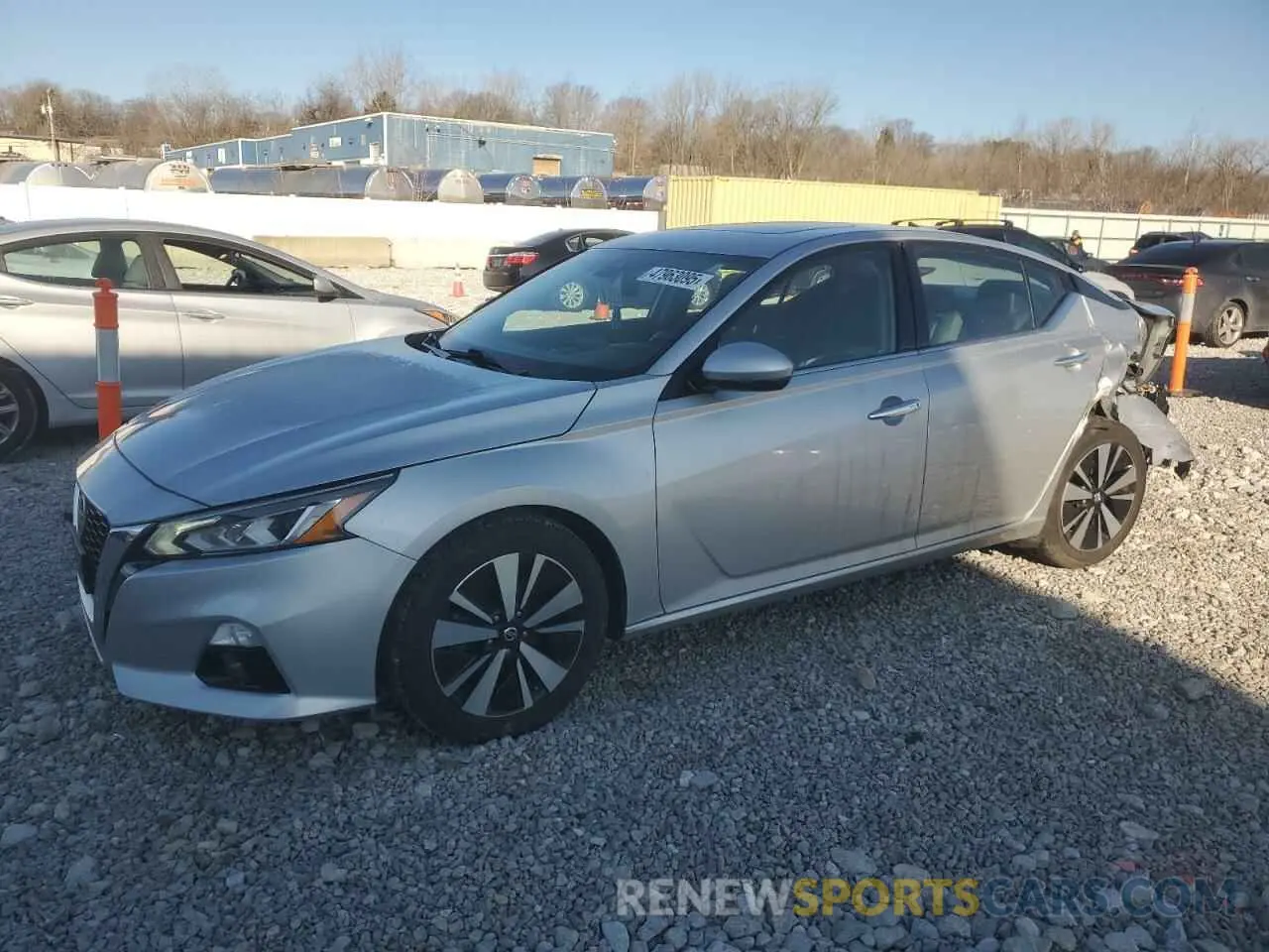1 Photograph of a damaged car 1N4BL4EV9KC223141 NISSAN ALTIMA 2019