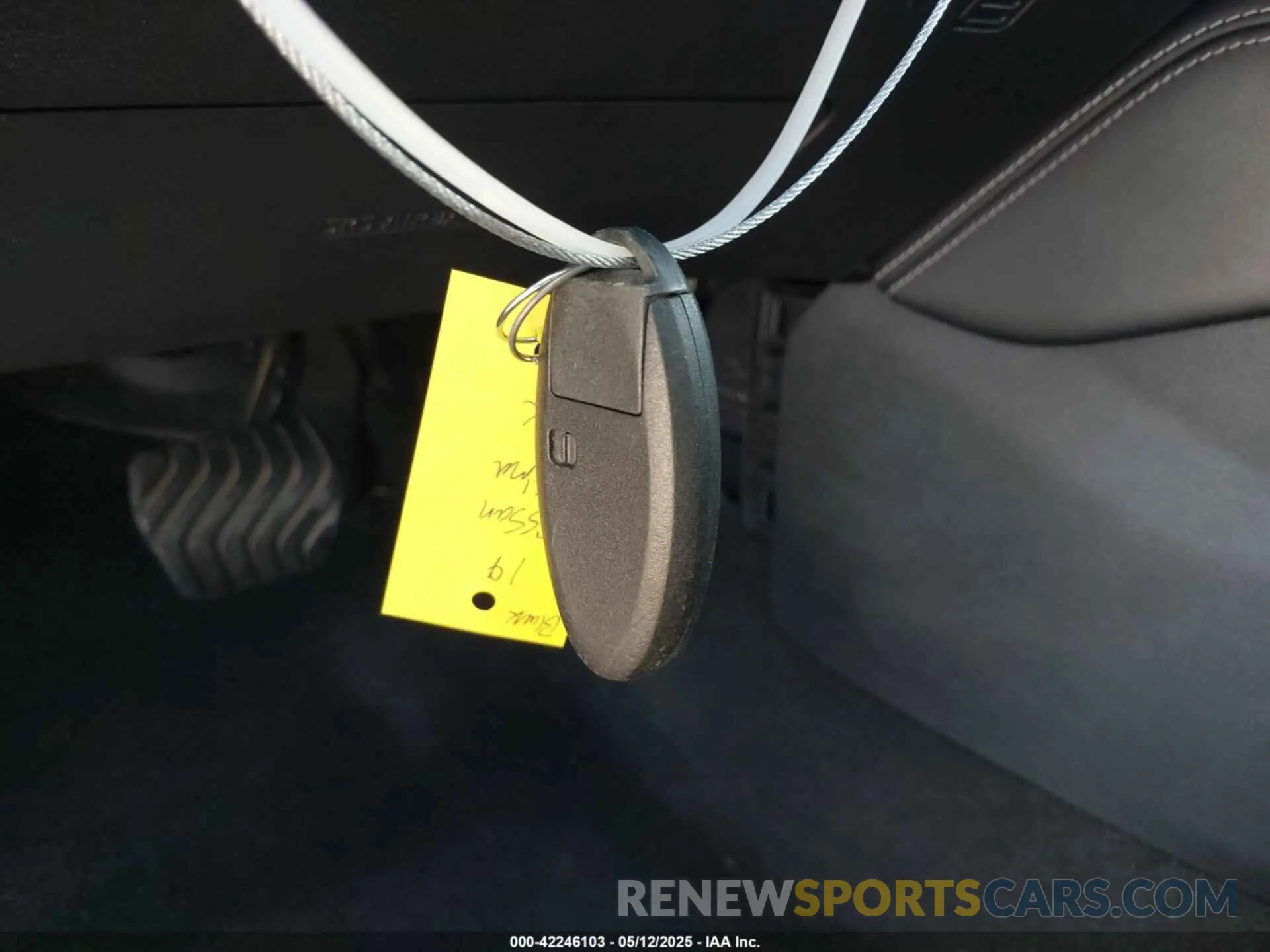 11 Photograph of a damaged car 1N4BL4EV9KC224015 NISSAN ALTIMA 2019