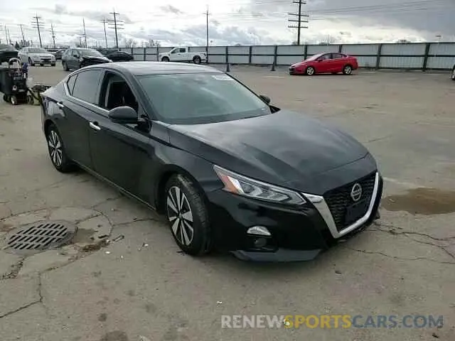 11 Photograph of a damaged car 1N4BL4EV9KC258116 NISSAN ALTIMA 2019