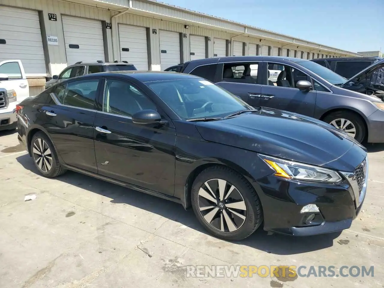 4 Фотография поврежденного автомобиля 1N4BL4EV9KC259430 NISSAN ALTIMA 2019