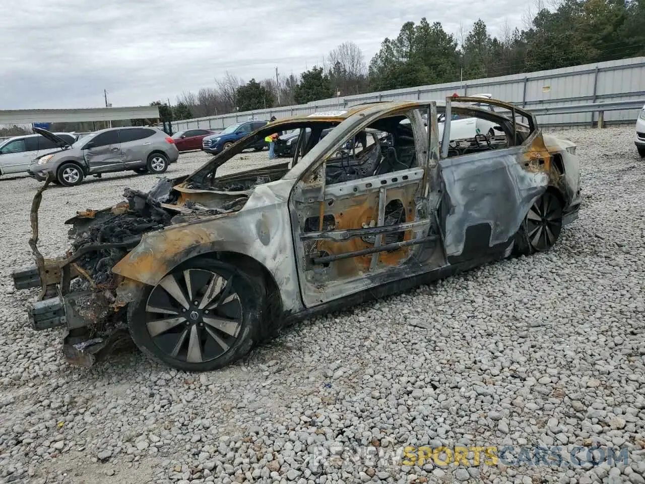 1 Photograph of a damaged car 1N4BL4EVXKC117653 NISSAN ALTIMA 2019