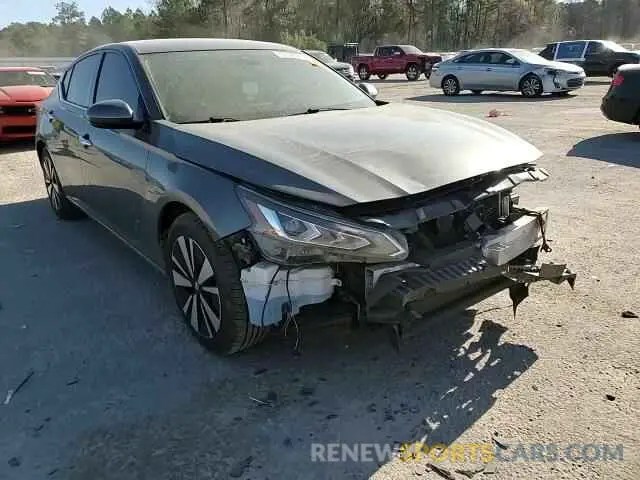 10 Photograph of a damaged car 1N4BL4EVXKC158249 NISSAN ALTIMA 2019
