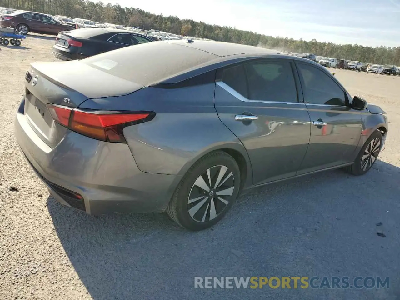 3 Photograph of a damaged car 1N4BL4EVXKC158249 NISSAN ALTIMA 2019