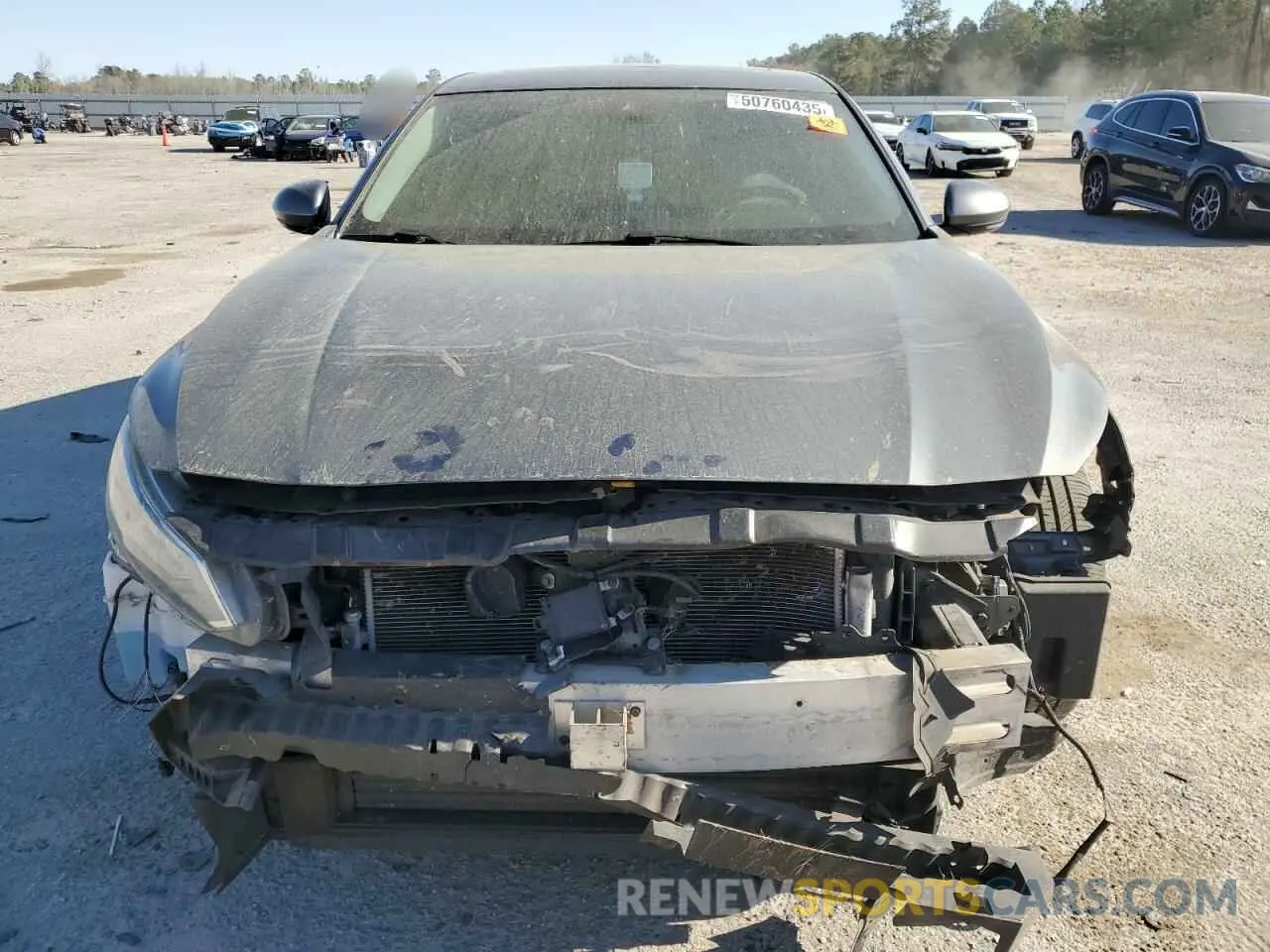 5 Photograph of a damaged car 1N4BL4EVXKC158249 NISSAN ALTIMA 2019
