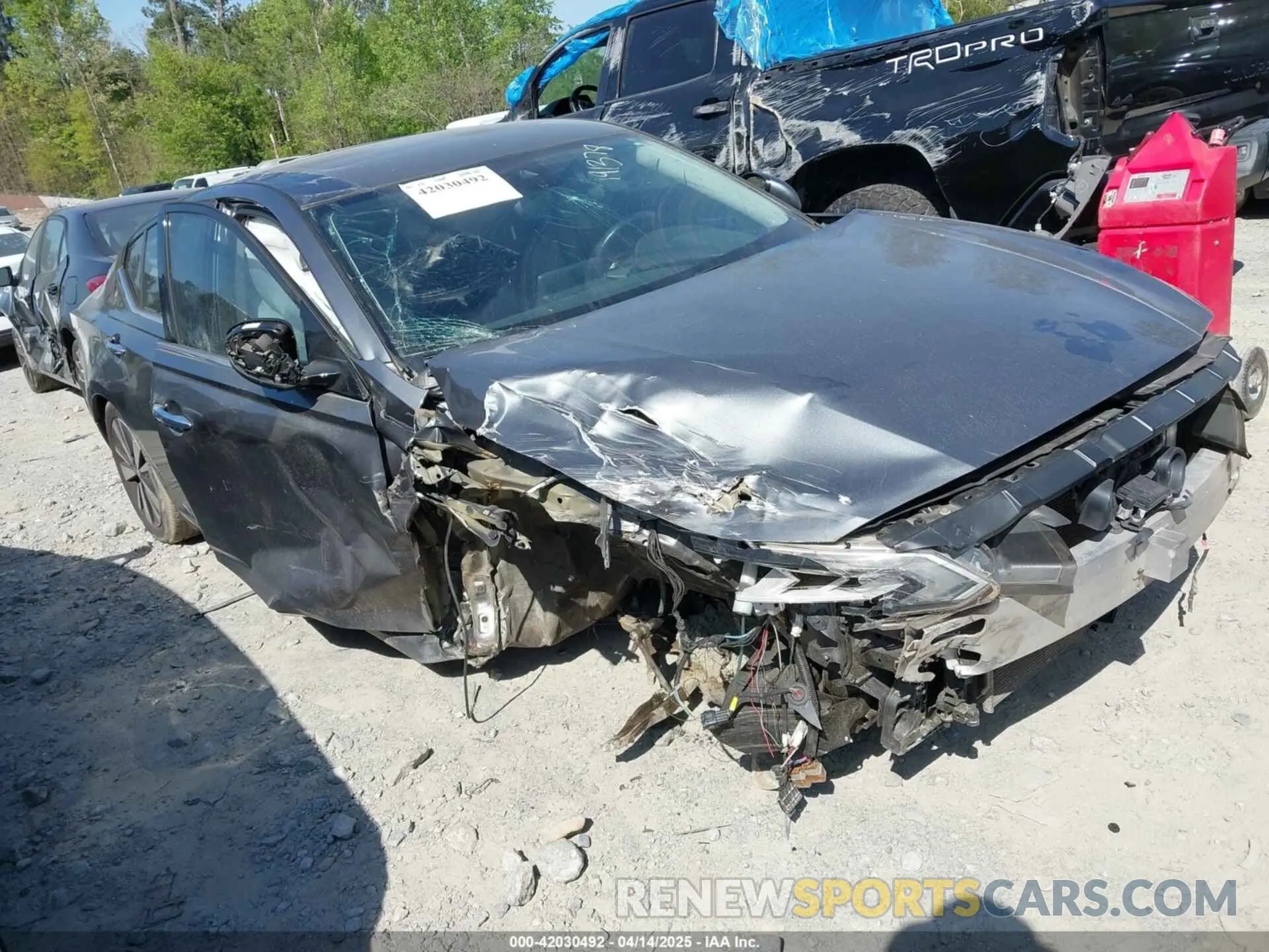 1 Photograph of a damaged car 1N4BL4EVXKC191378 NISSAN ALTIMA 2019