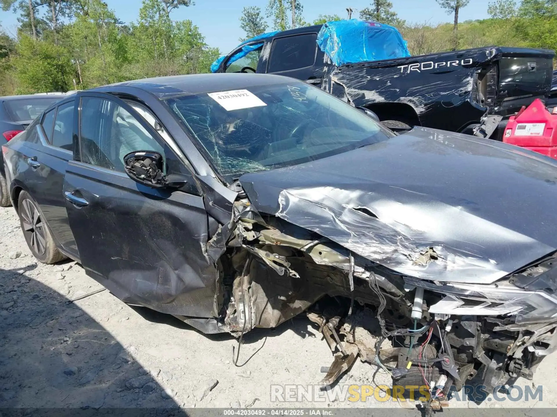 13 Photograph of a damaged car 1N4BL4EVXKC191378 NISSAN ALTIMA 2019