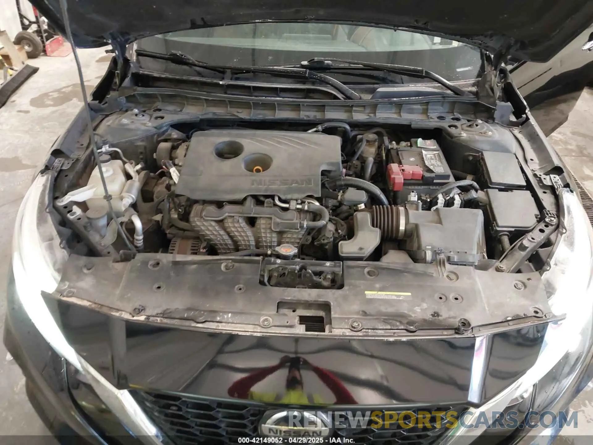 10 Photograph of a damaged car 1N4BL4EVXKC197312 NISSAN ALTIMA 2019