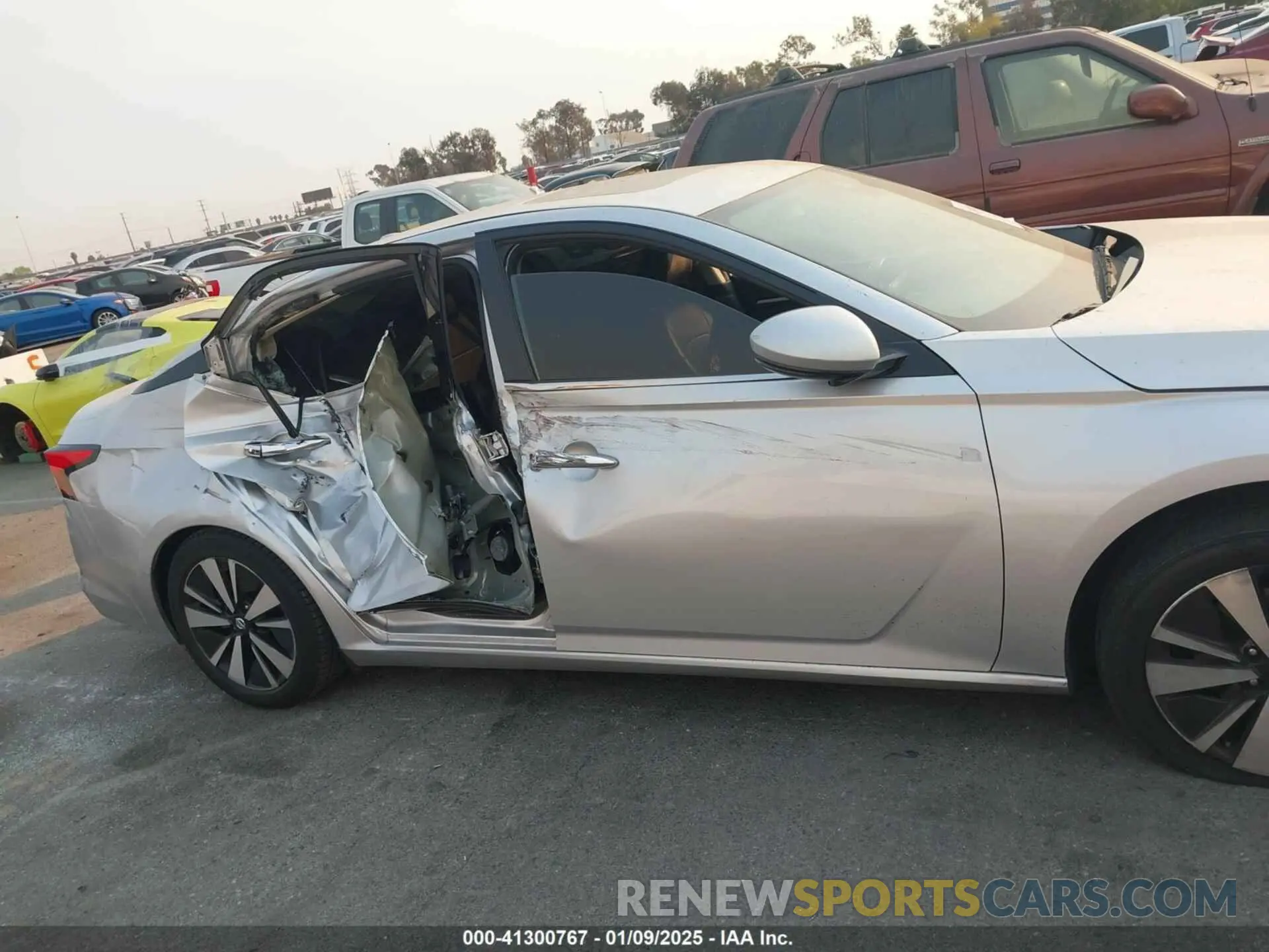 12 Фотография поврежденного автомобиля 1N4BL4EVXKC230115 NISSAN ALTIMA 2019