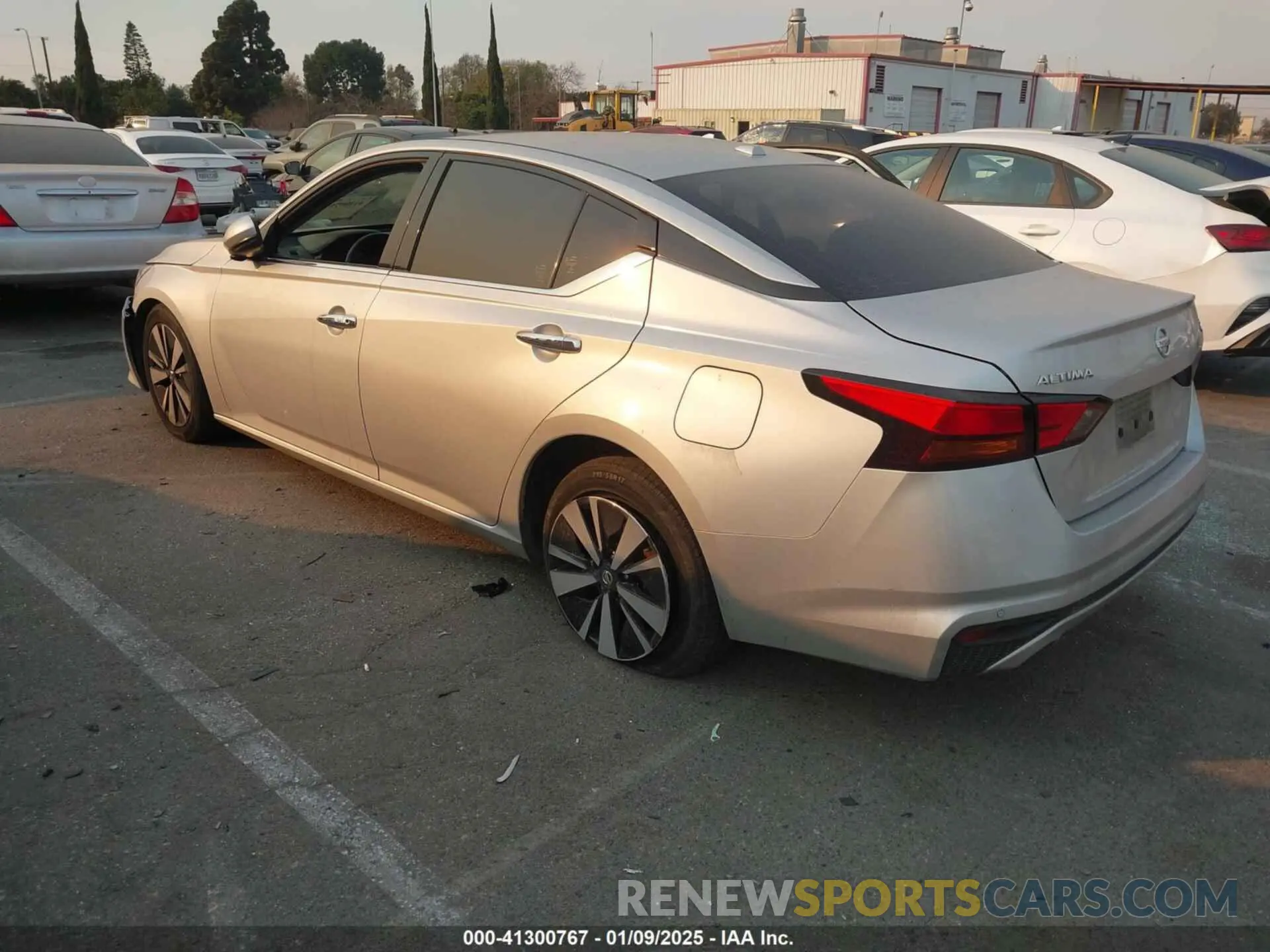 3 Фотография поврежденного автомобиля 1N4BL4EVXKC230115 NISSAN ALTIMA 2019
