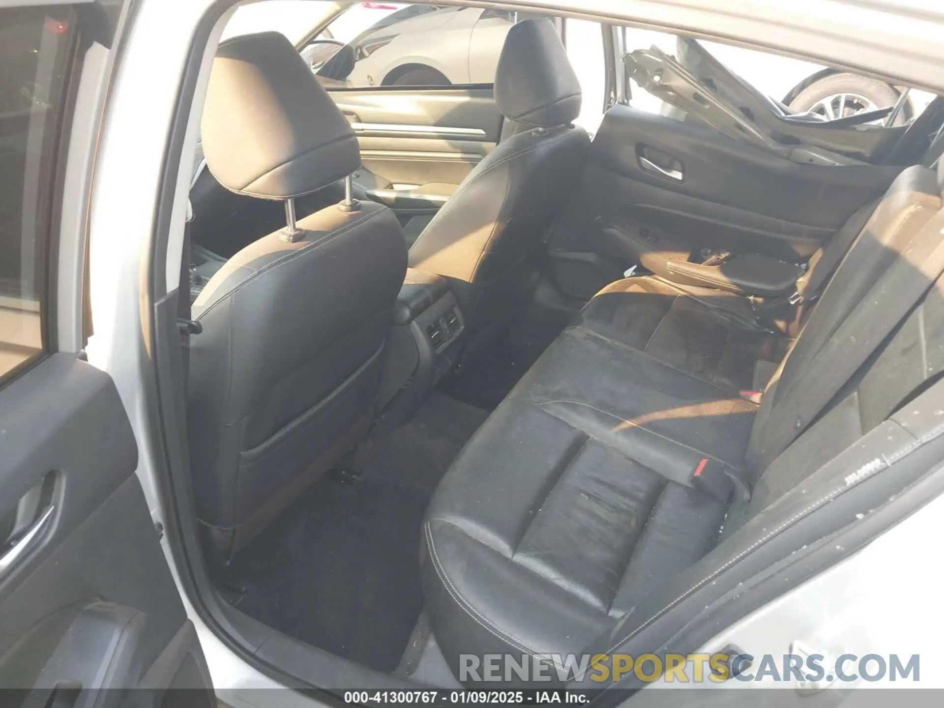 8 Фотография поврежденного автомобиля 1N4BL4EVXKC230115 NISSAN ALTIMA 2019
