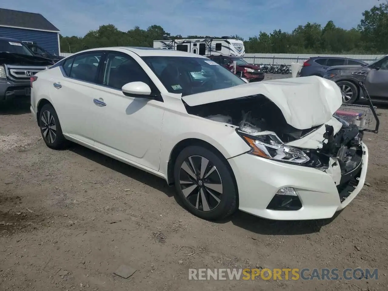4 Photograph of a damaged car 1N4BL4EW0KC185775 NISSAN ALTIMA 2019