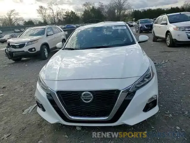 11 Photograph of a damaged car 1N4BL4EW1KN307631 NISSAN ALTIMA 2019