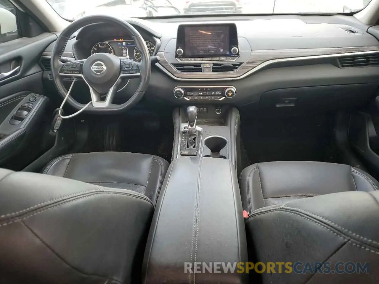 8 Photograph of a damaged car 1N4BL4EW1KN307631 NISSAN ALTIMA 2019