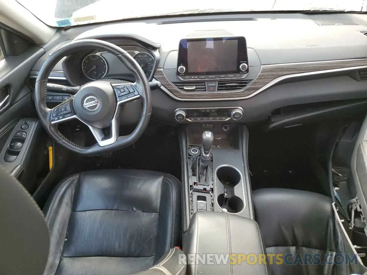 8 Photograph of a damaged car 1N4BL4EW3KC134917 NISSAN ALTIMA 2019
