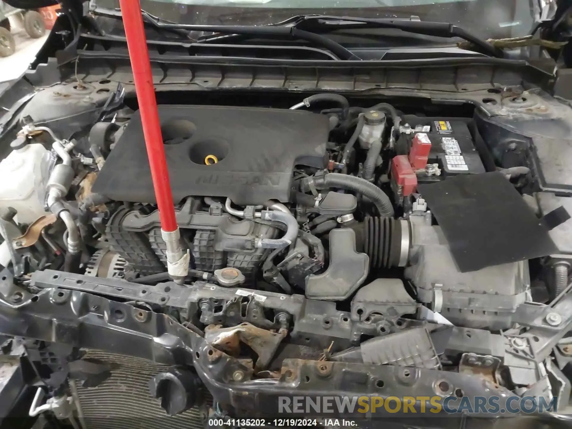 10 Photograph of a damaged car 1N4BL4EW6KC185215 NISSAN ALTIMA 2019