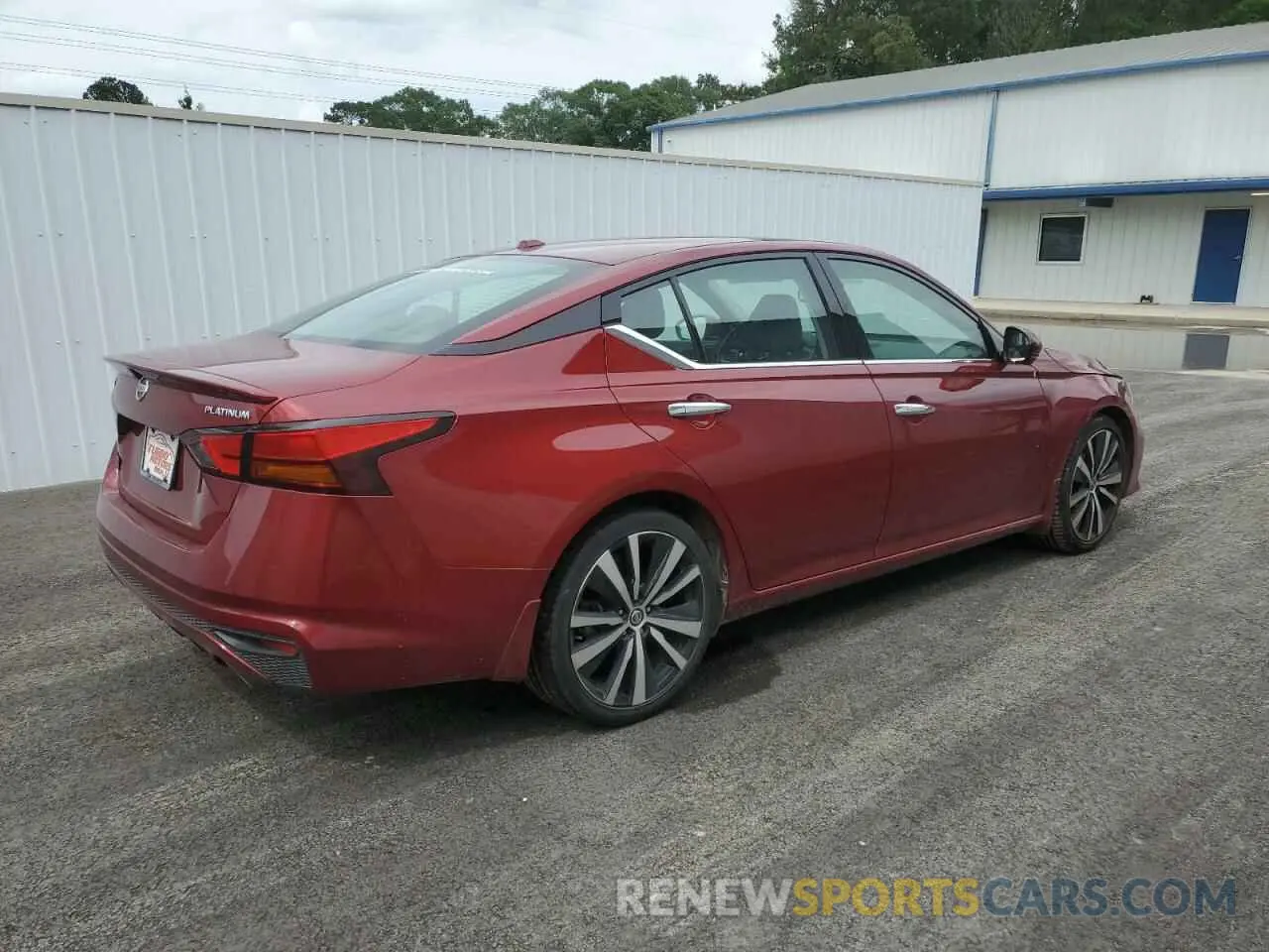 3 Photograph of a damaged car 1N4BL4FV2KC102465 NISSAN ALTIMA 2019