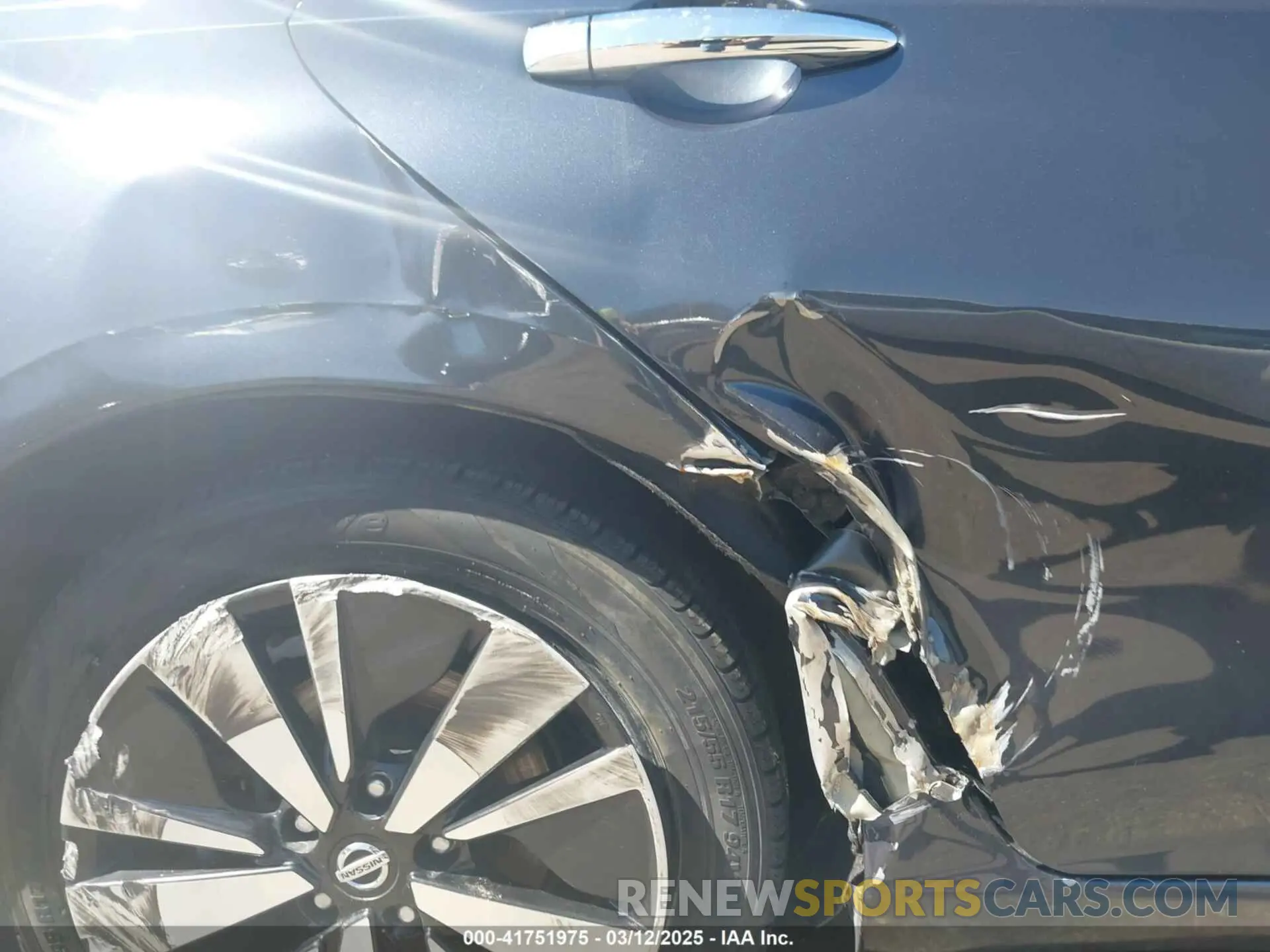 16 Photograph of a damaged car 1N4BL4FV2KC113644 NISSAN ALTIMA 2019