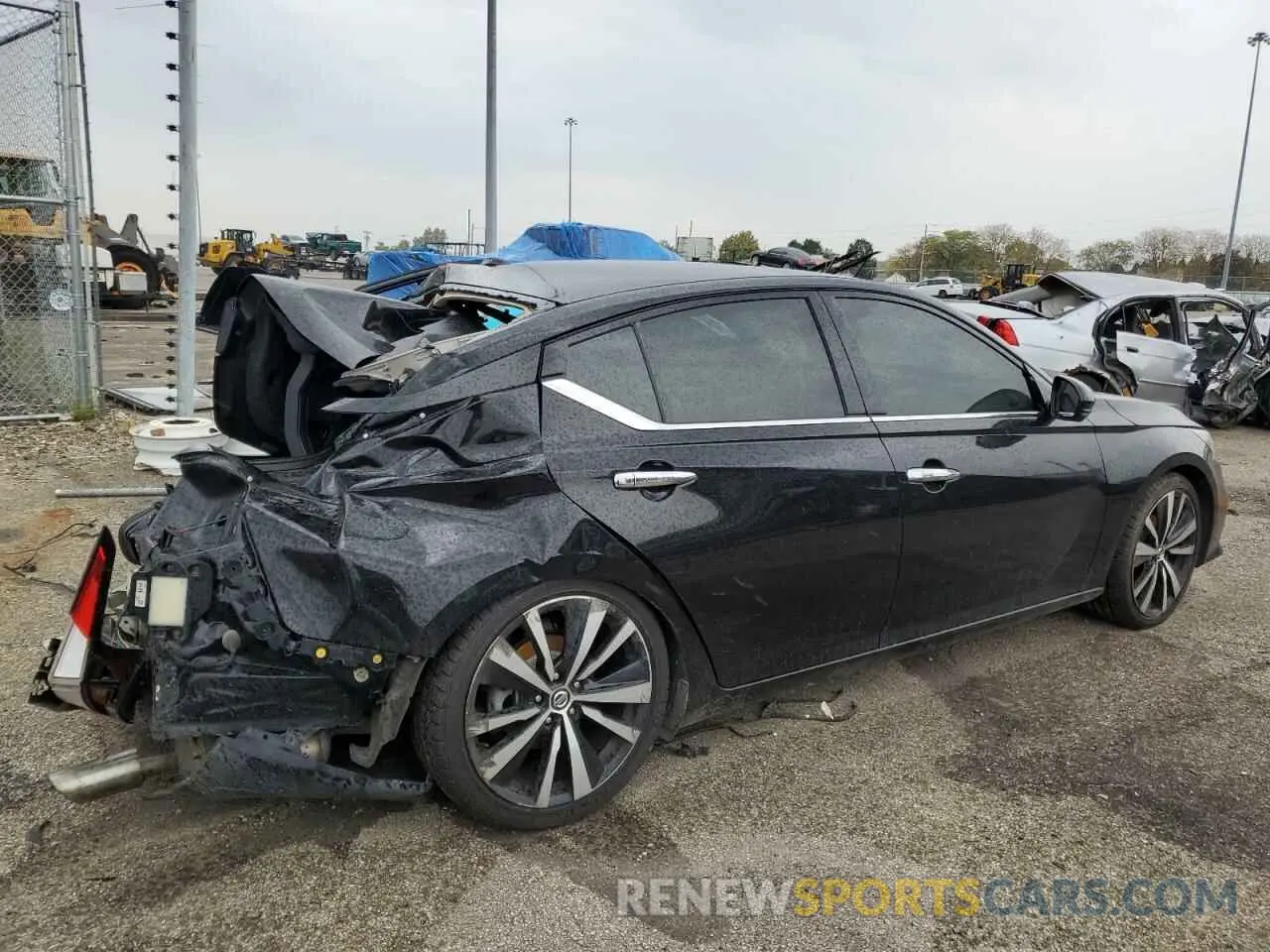 3 Фотография поврежденного автомобиля 1N4BL4FV2KC113739 NISSAN ALTIMA 2019