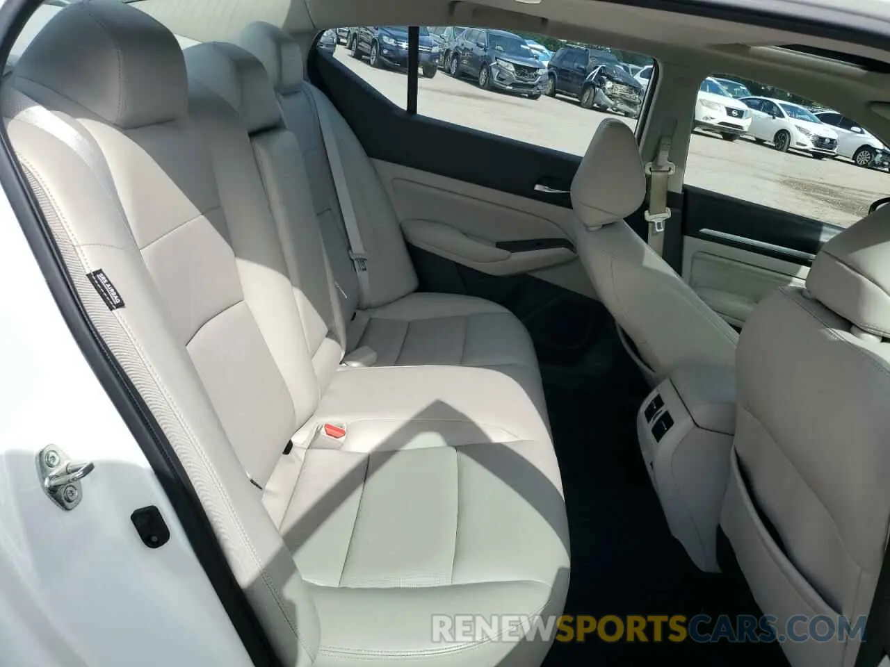 10 Фотография поврежденного автомобиля 1N4BL4FV4KC200056 NISSAN ALTIMA 2019