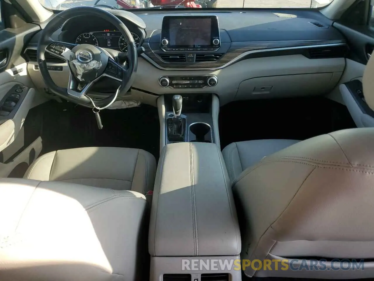 8 Photograph of a damaged car 1N4BL4FV6KC146758 NISSAN ALTIMA 2019