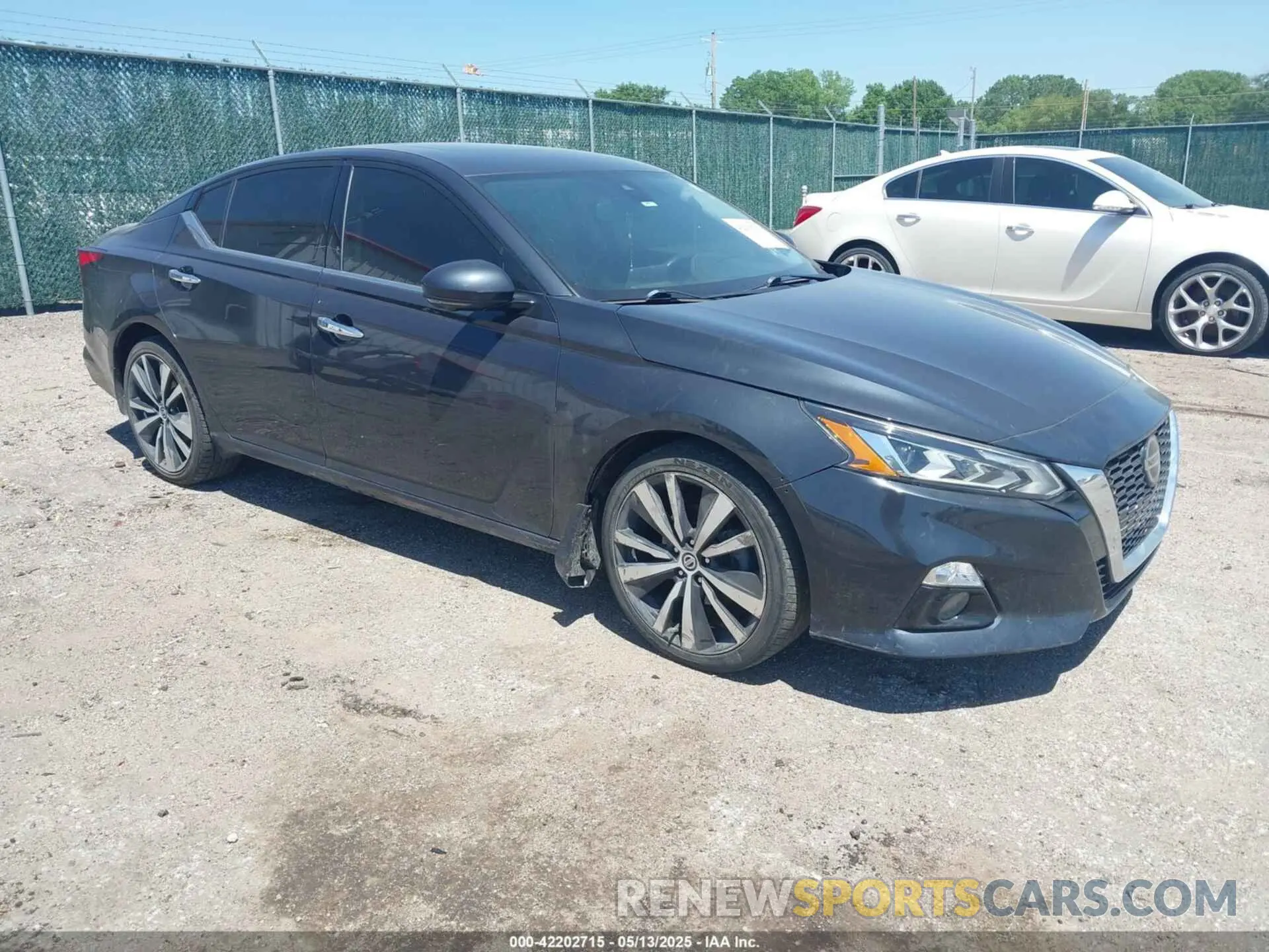 1 Фотография поврежденного автомобиля 1N4BL4FV7KC150933 NISSAN ALTIMA 2019