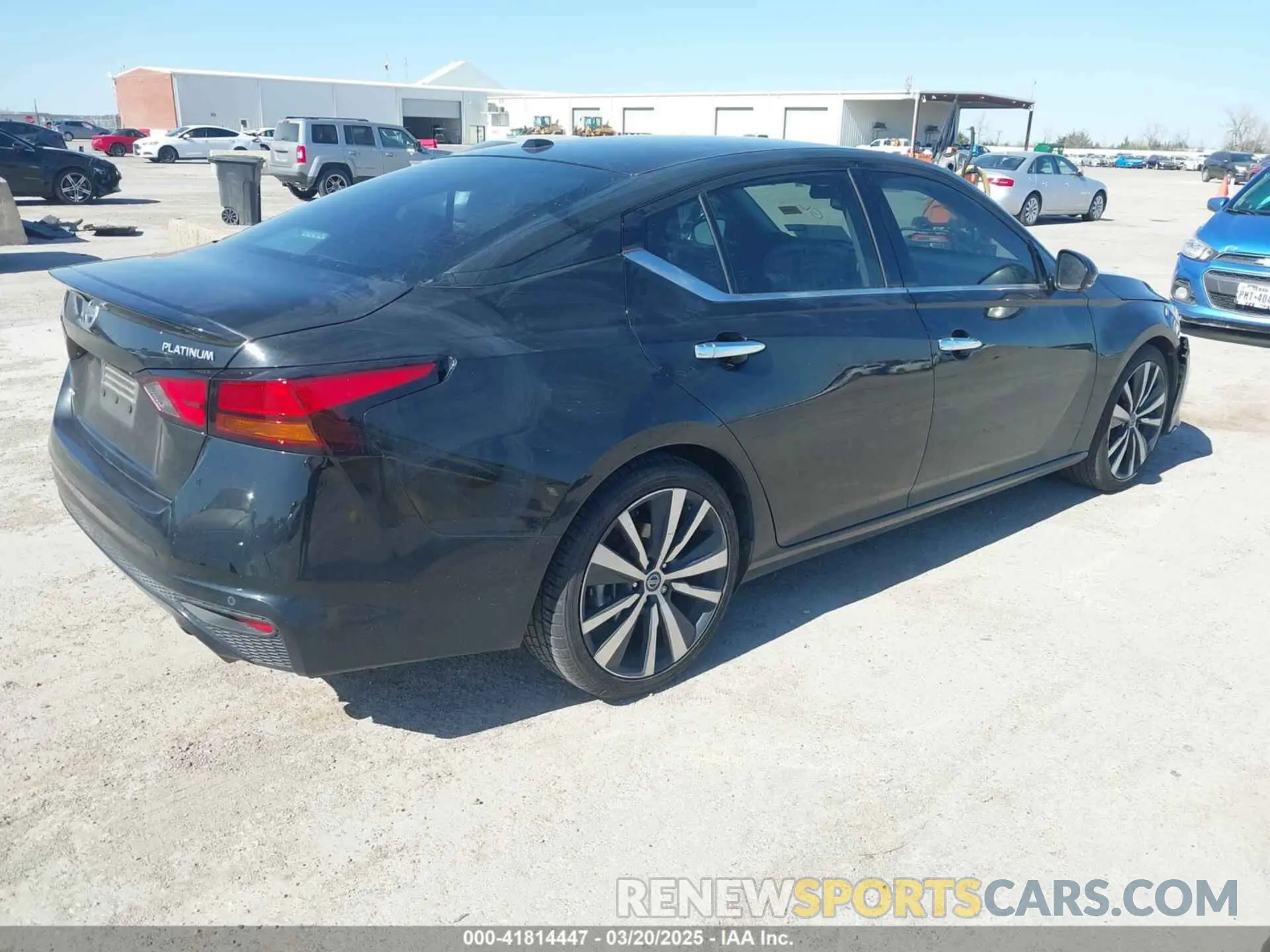 4 Photograph of a damaged car 1N4BL4FV9KC106514 NISSAN ALTIMA 2019
