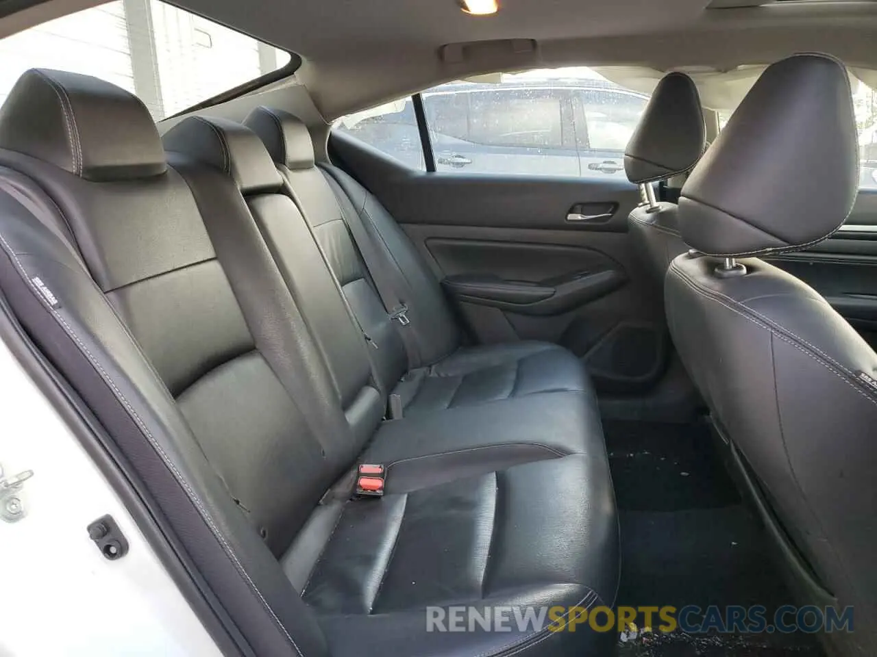 10 Фотография поврежденного автомобиля 1N4BL4FV9KC114516 NISSAN ALTIMA 2019