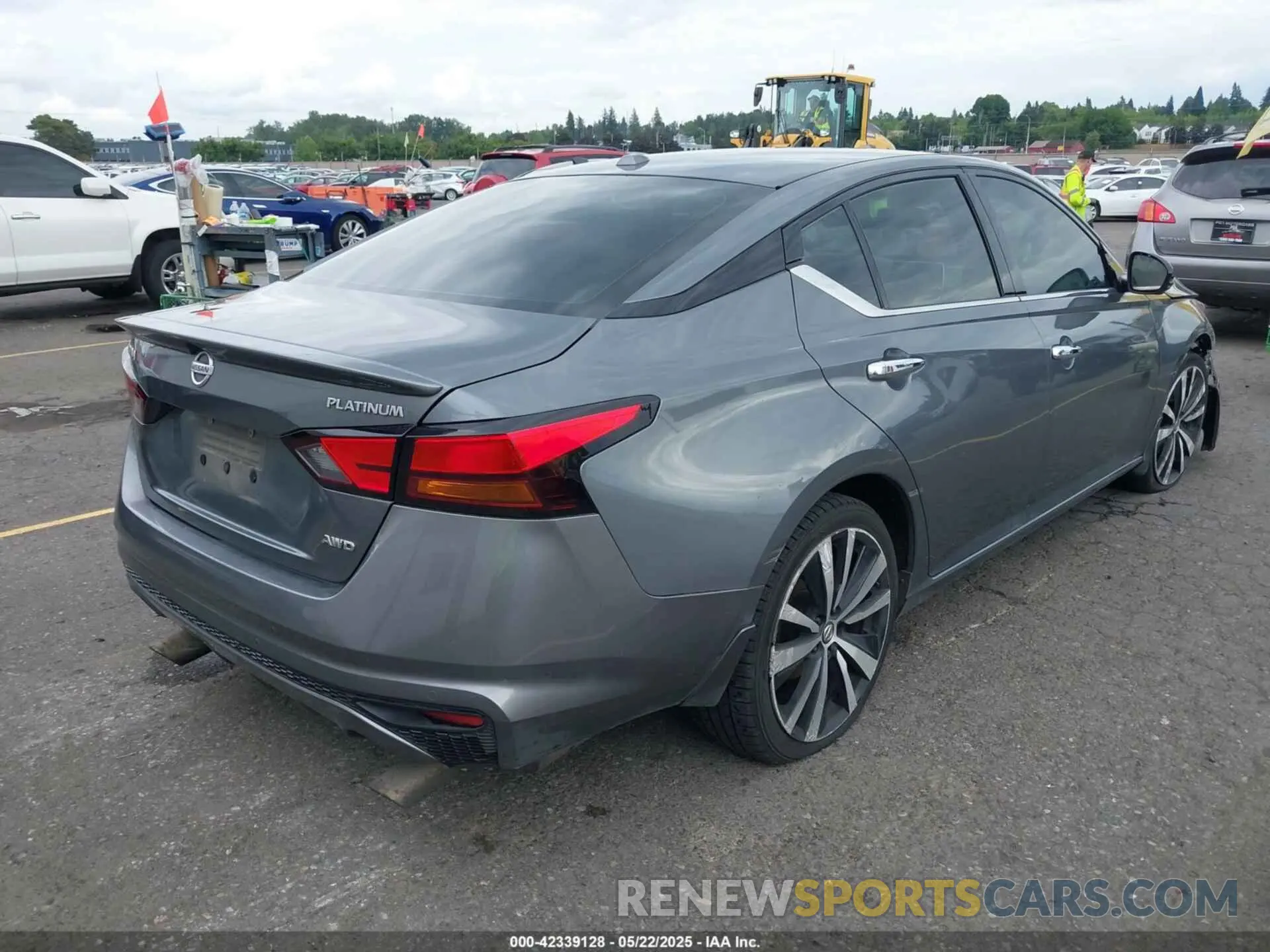 4 Photograph of a damaged car 1N4BL4FW5KC181946 NISSAN ALTIMA 2019