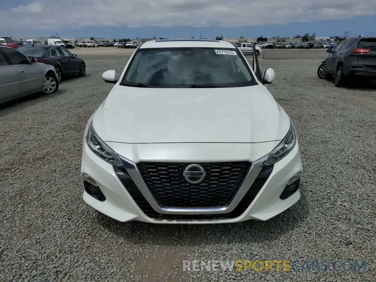 5 Photograph of a damaged car 1N4BL4FW7KC206703 NISSAN ALTIMA 2019