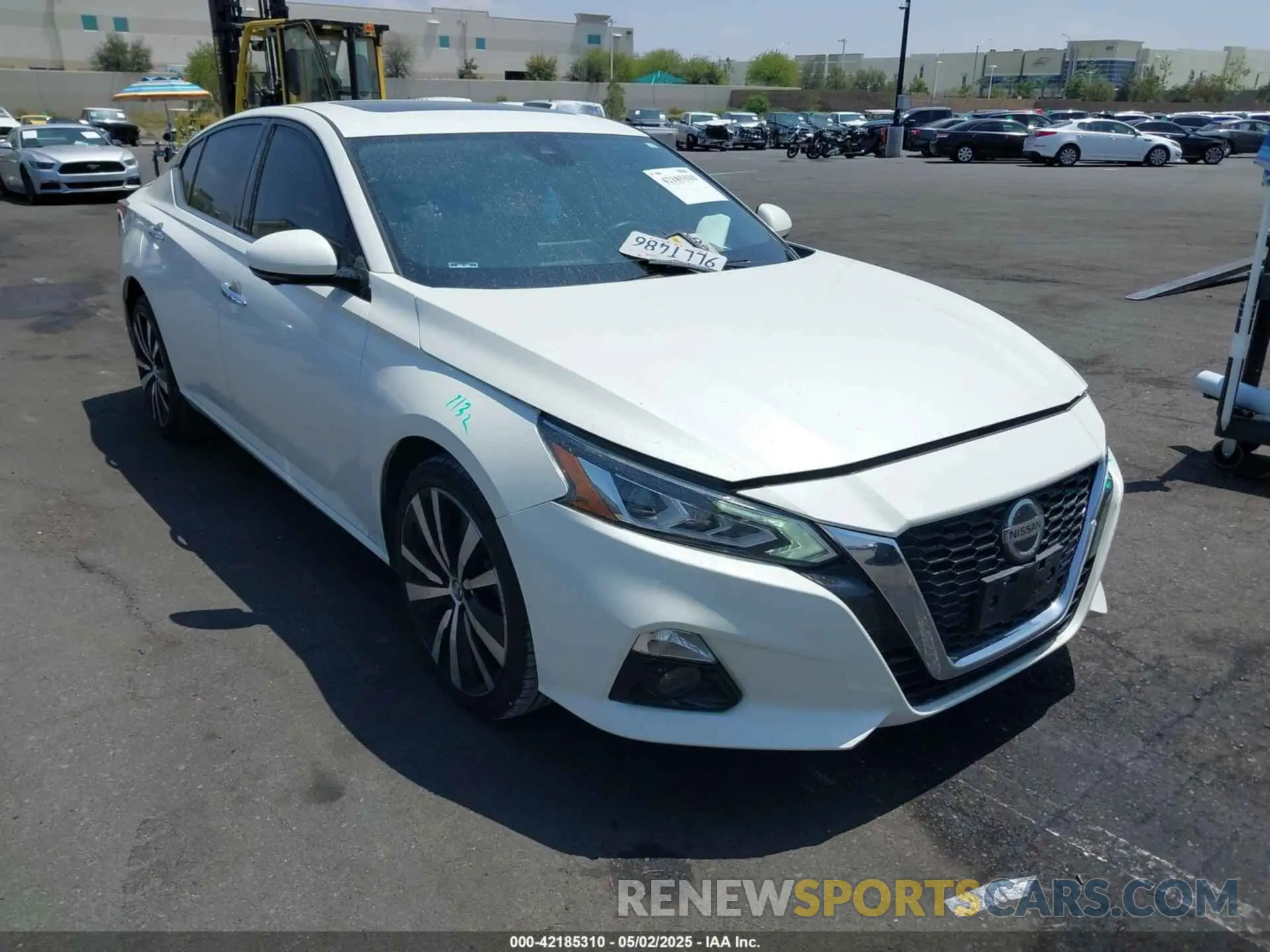 13 Photograph of a damaged car 1N4BL4FW9KC187197 NISSAN ALTIMA 2019