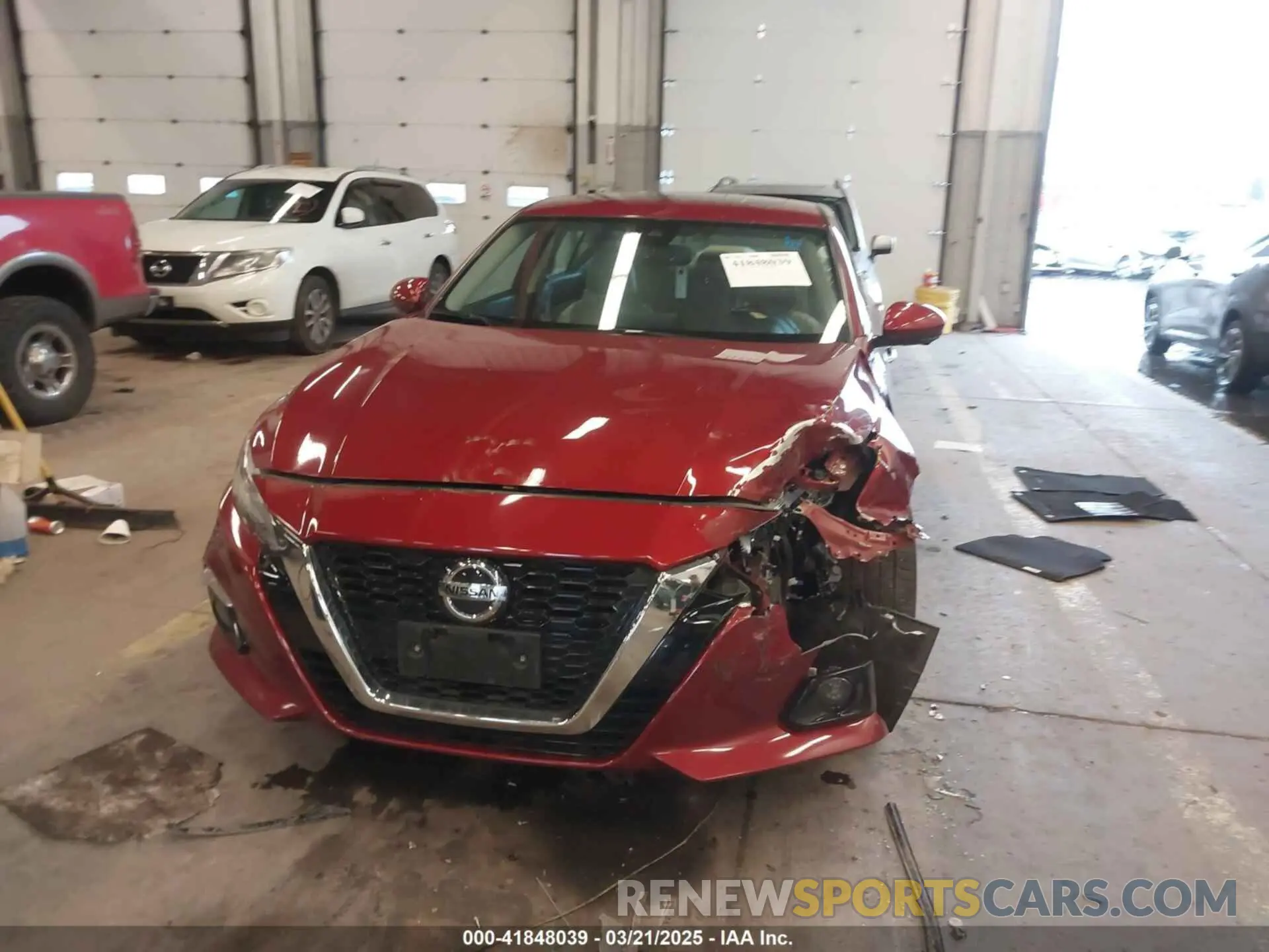 12 Photograph of a damaged car 1N4BL4FW9KN302661 NISSAN ALTIMA 2019
