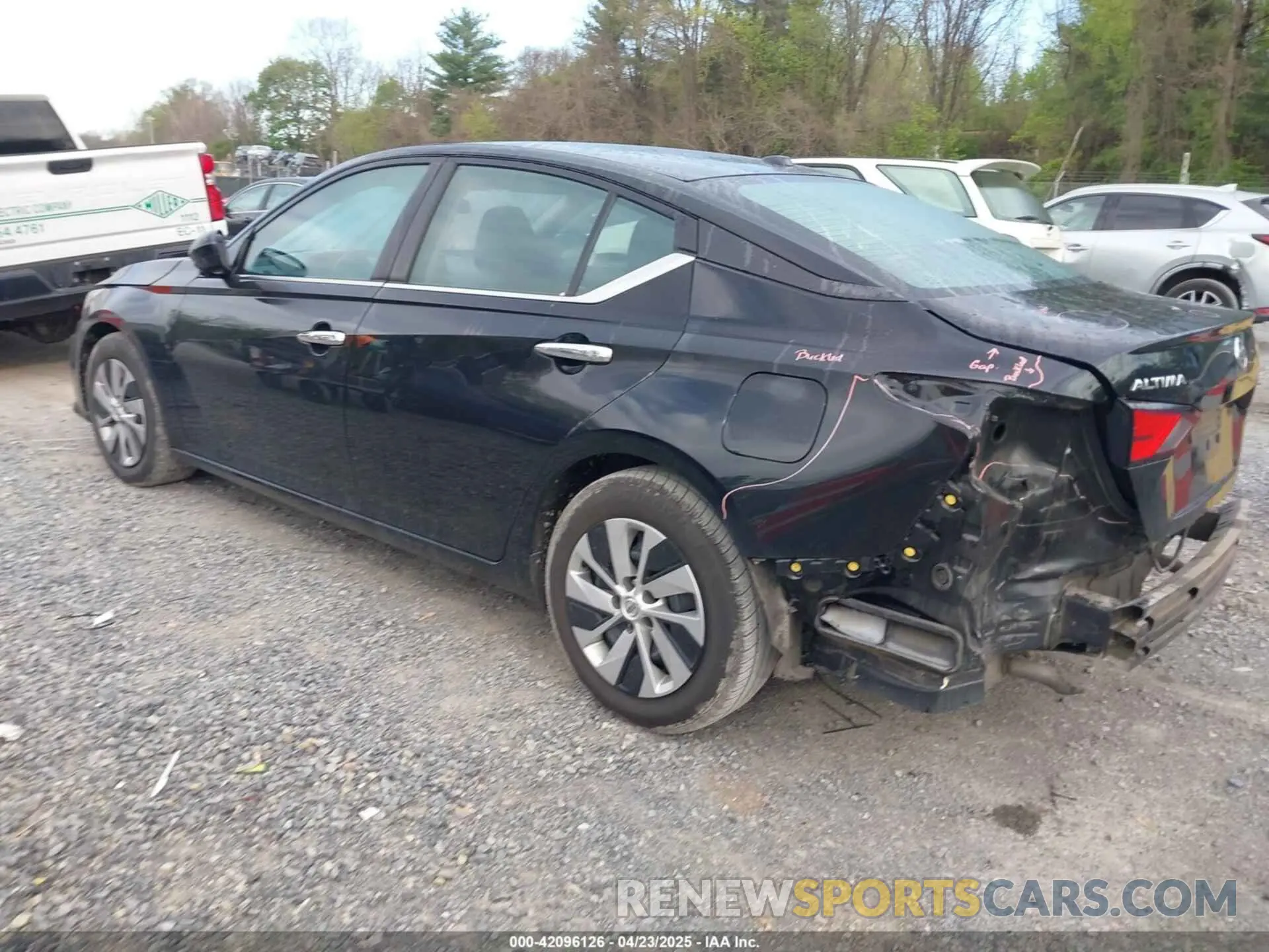3 Photograph of a damaged car 1N4BL4BV0LC152594 NISSAN ALTIMA 2020