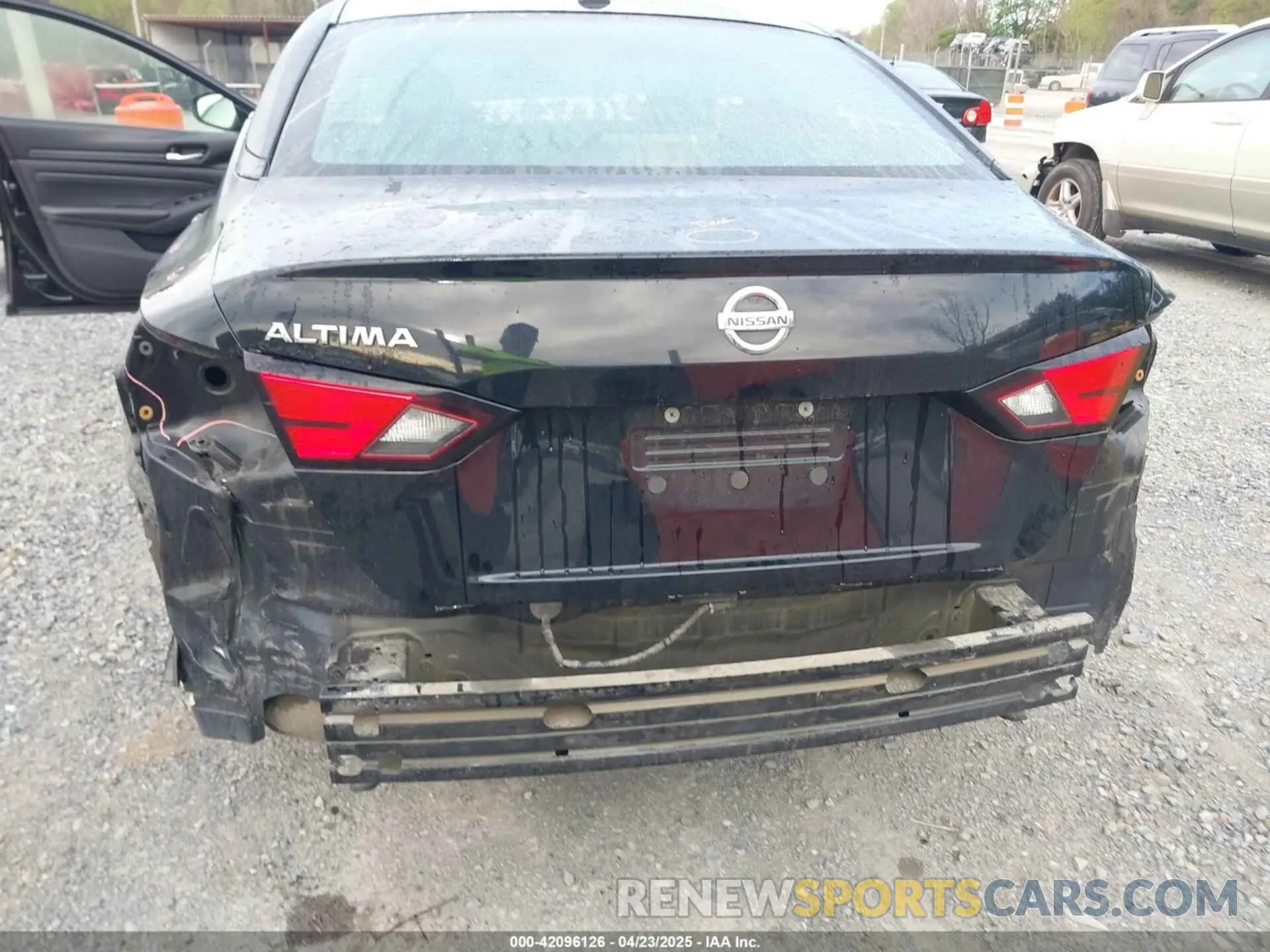 6 Photograph of a damaged car 1N4BL4BV0LC152594 NISSAN ALTIMA 2020